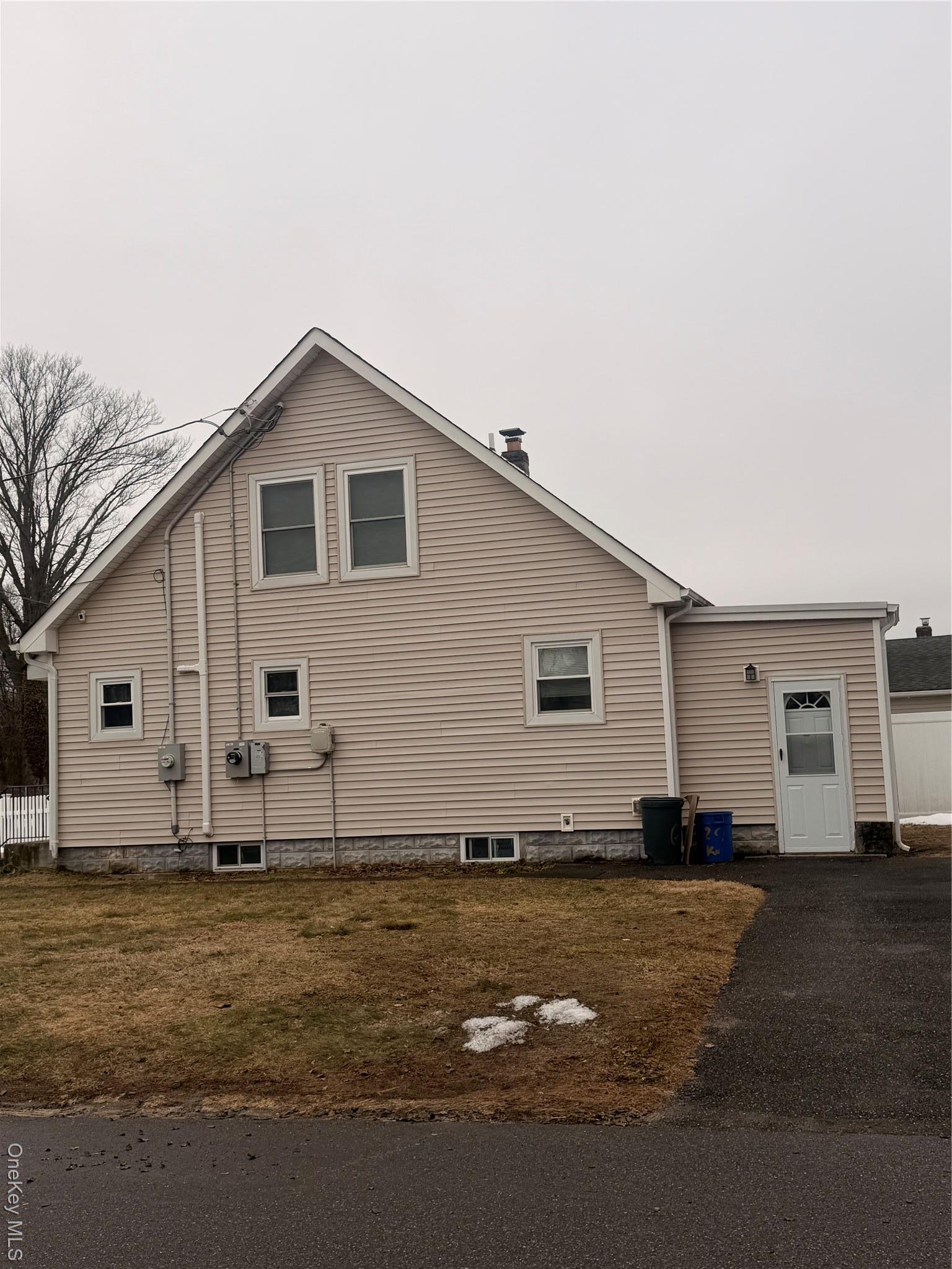 Single Family Lakeway  Suffolk County, NY 11704, MLS-965979-15