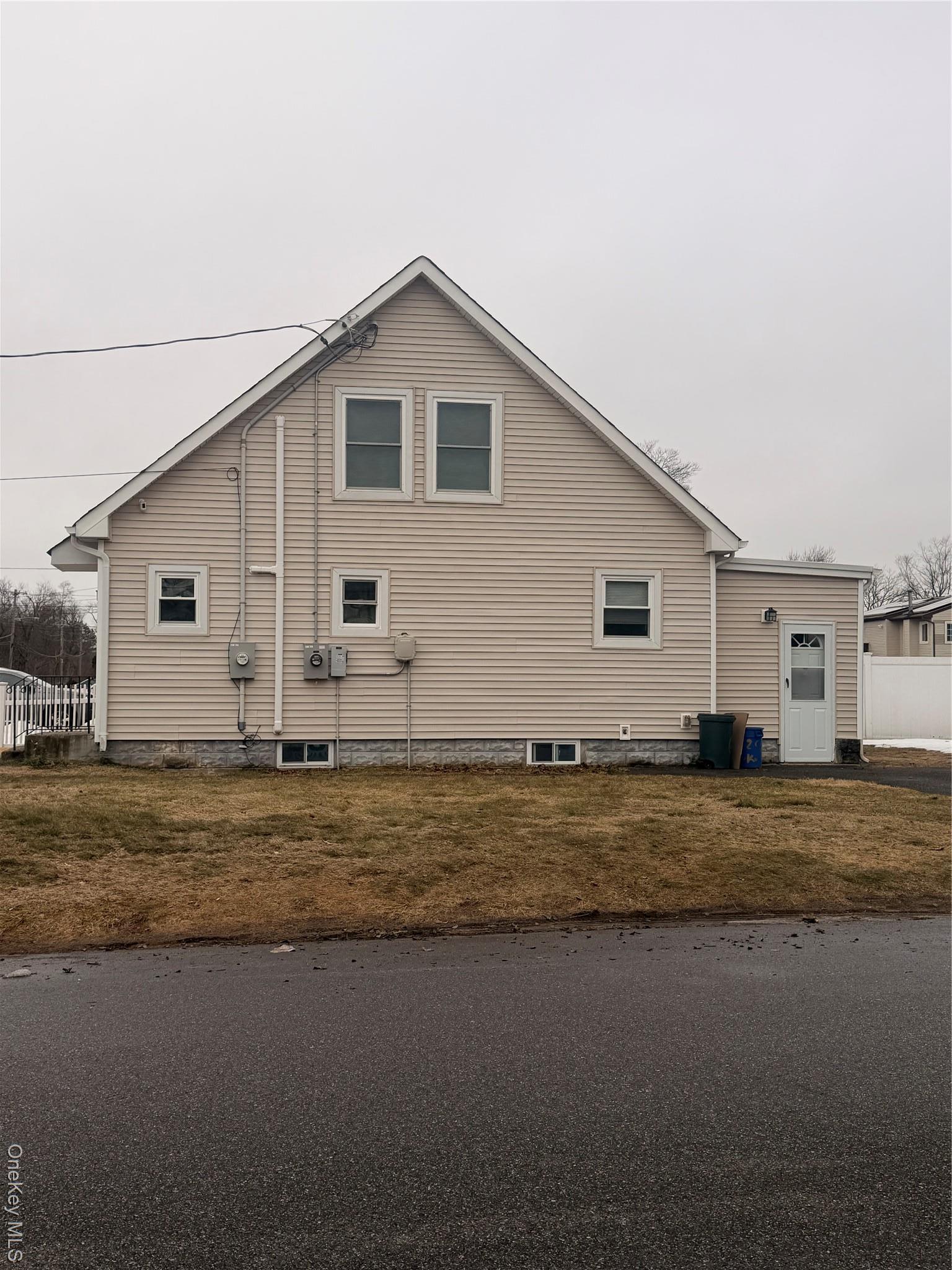 Single Family Lakeway  Suffolk County, NY 11704, MLS-965979-17