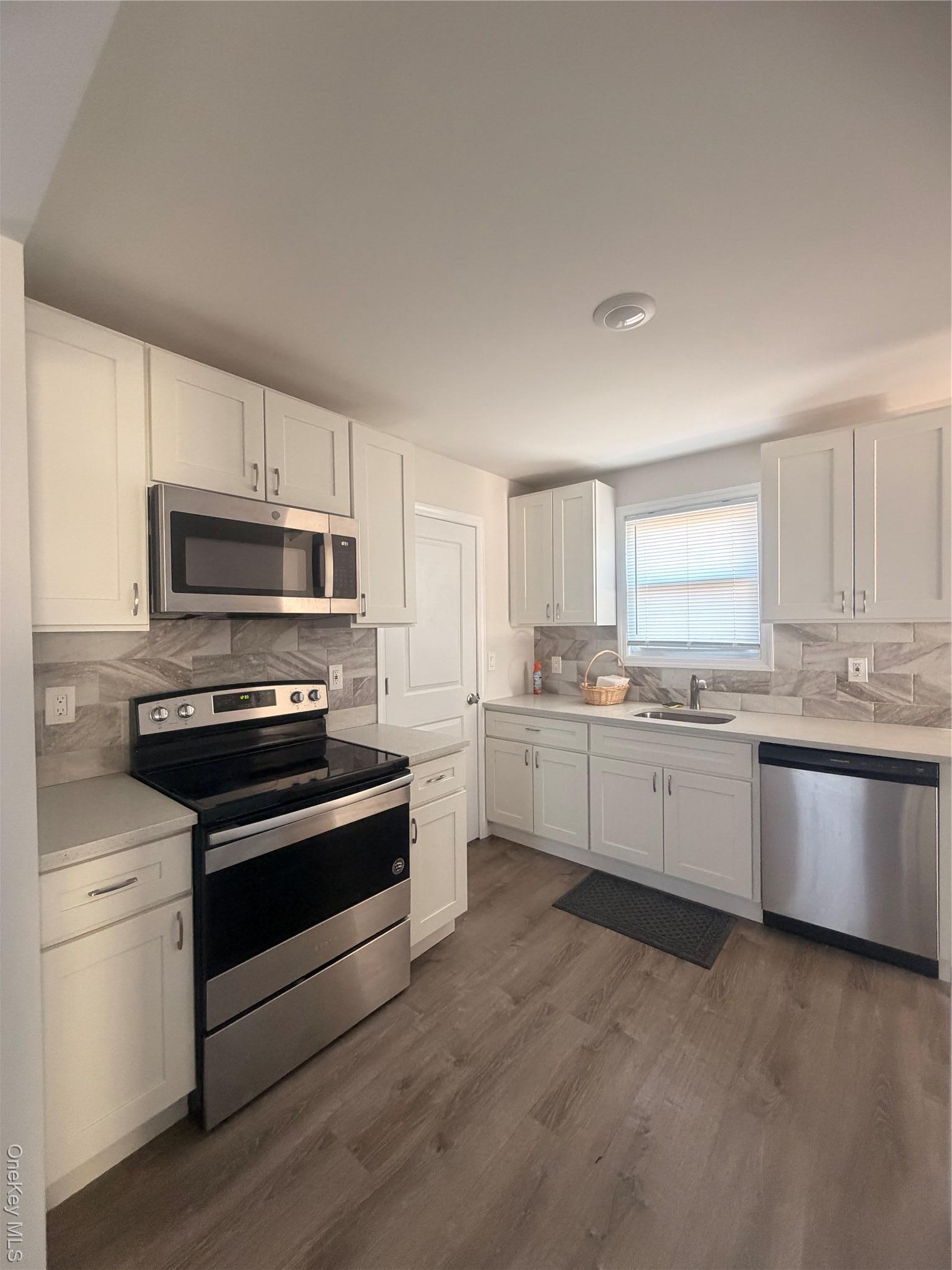 Single Family Lakeway  Suffolk County, NY 11704, MLS-965979-8