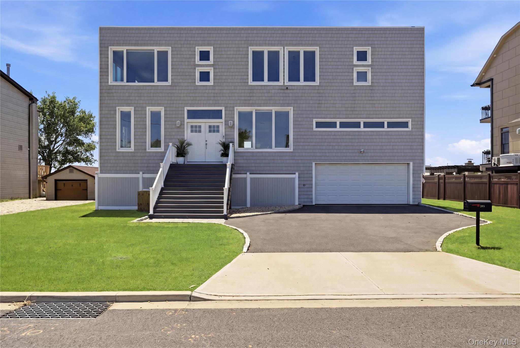 Single Family W Lido Promenade  Suffolk County, NY 11757, MLS-965982-3