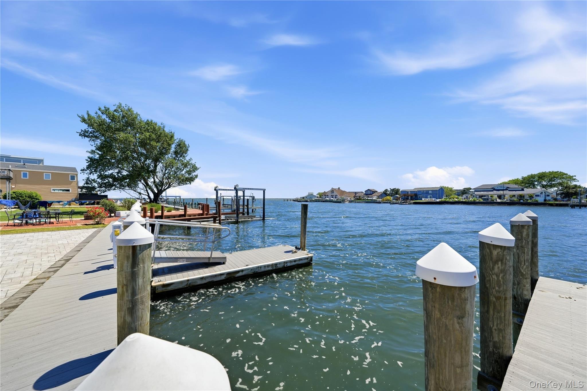 Single Family W Lido Promenade  Suffolk County, NY 11757, MLS-965982-42