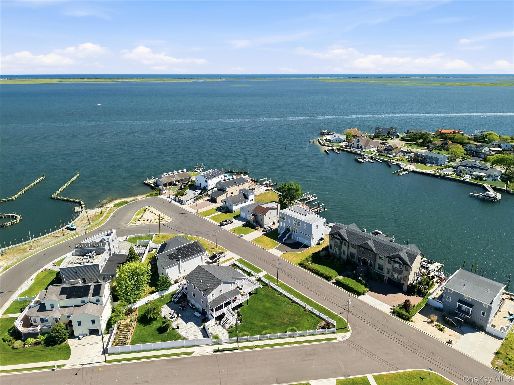 Single Family W Lido Promenade  Suffolk County, NY 11757, MLS-965982-46