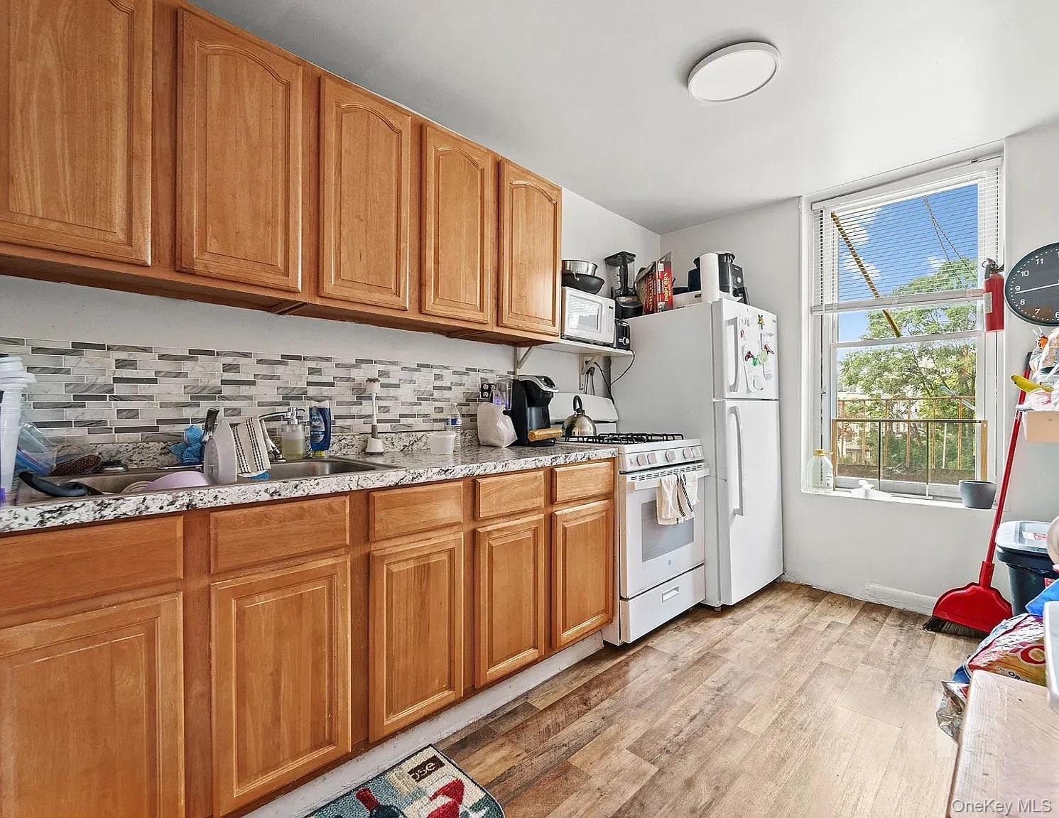 Commercial Sale 5th Brooklyn, NY 11209, MLS-965985-14