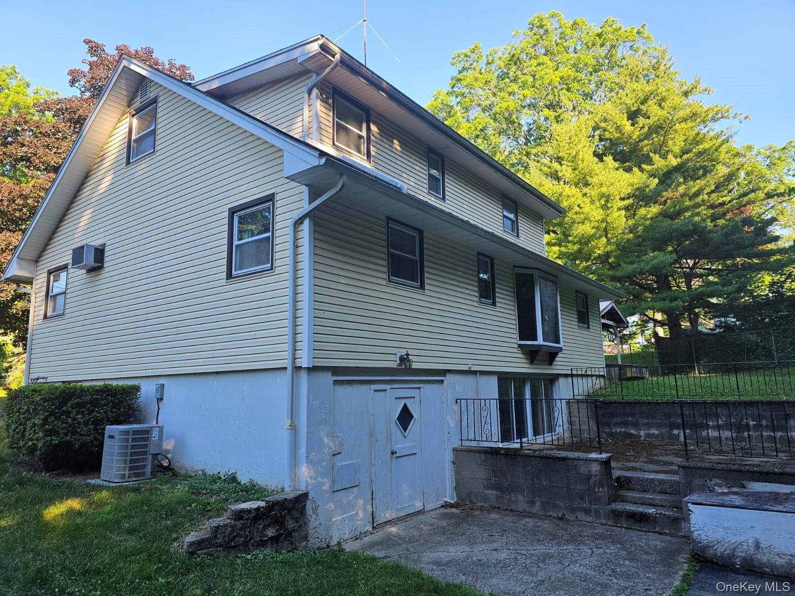 Single Family Scotchtown  Orange County, NY 10941, MLS-965998-21