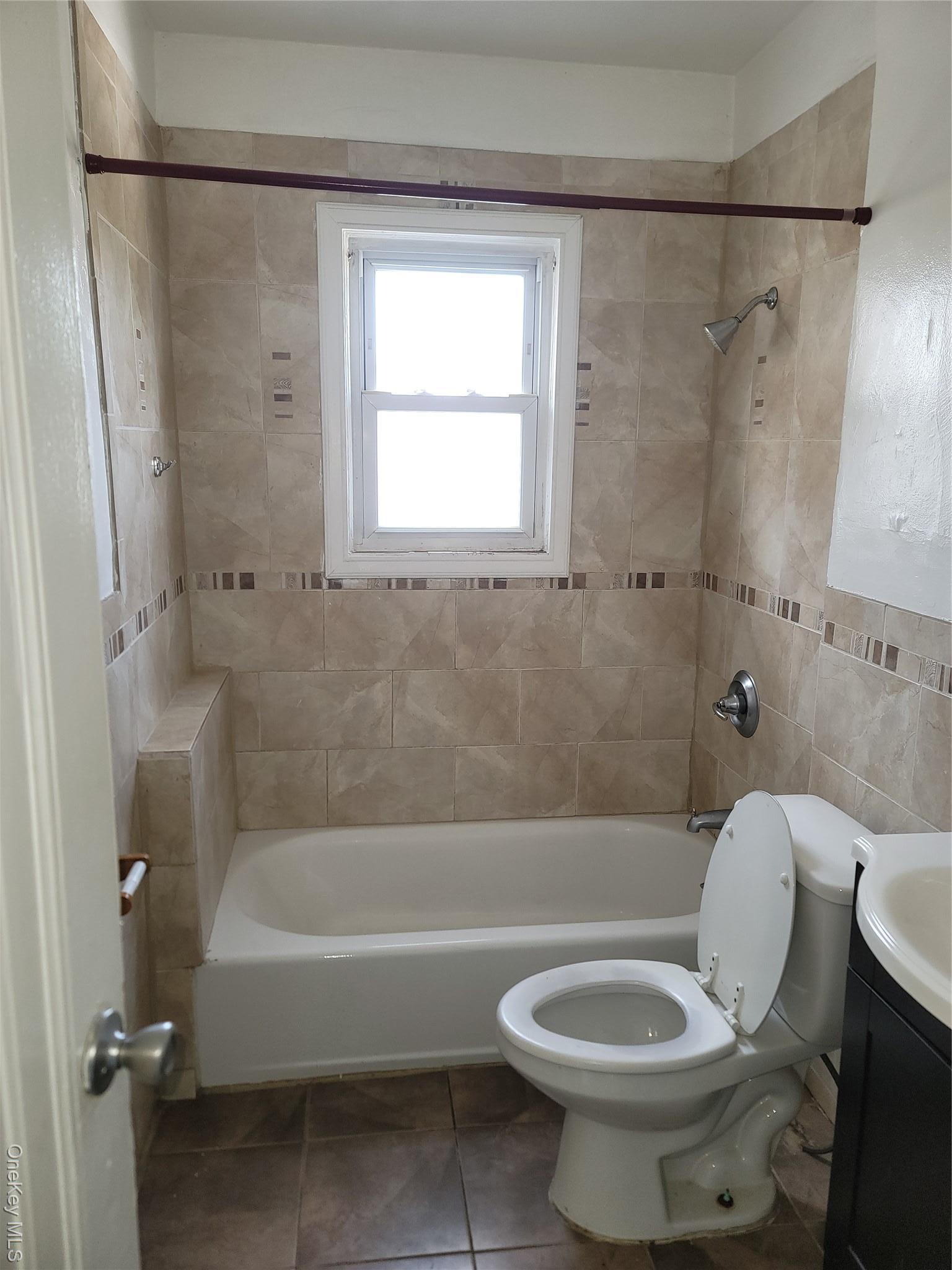 Single Family Van Wyck  Queens, NY 11419, MLS-966010-2