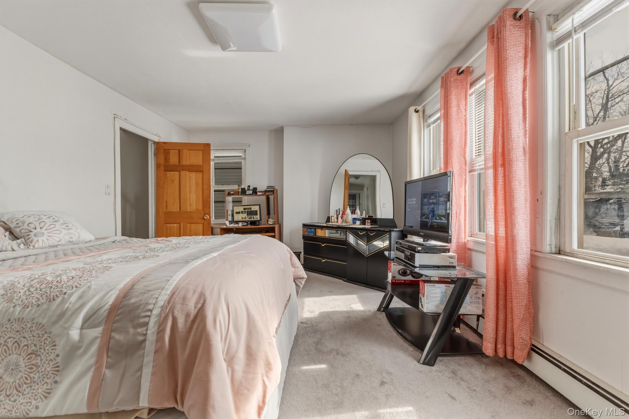 Single Family Dormans  Queens, NY 11412, MLS-966012-26