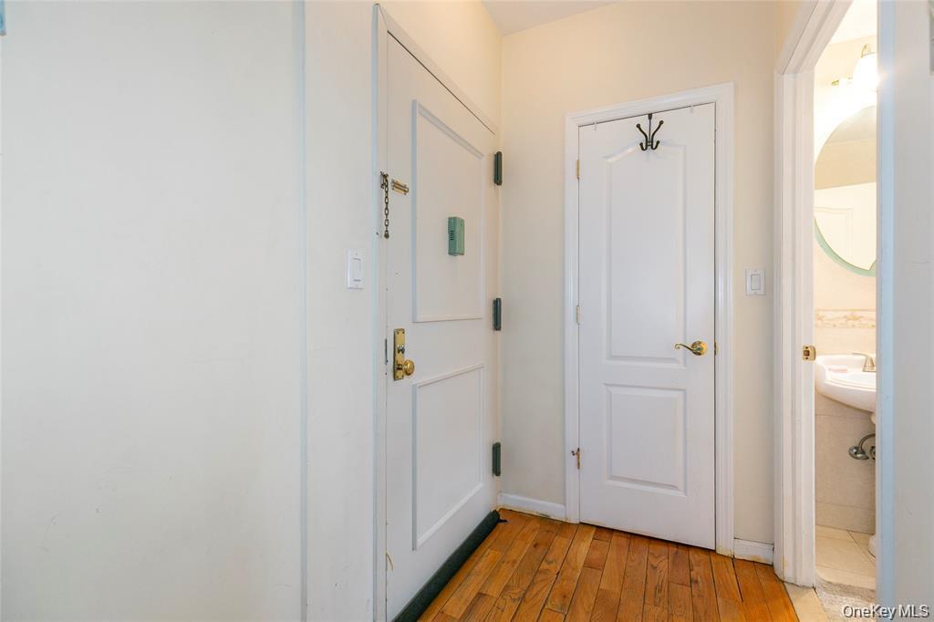 Condo 63rd  Queens, NY 11375, MLS-966014-6