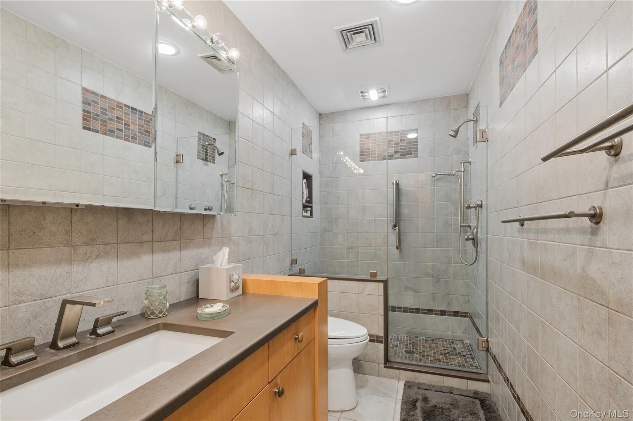 Condo Oceanfront  Nassau County, NY 11561, MLS-966047-24