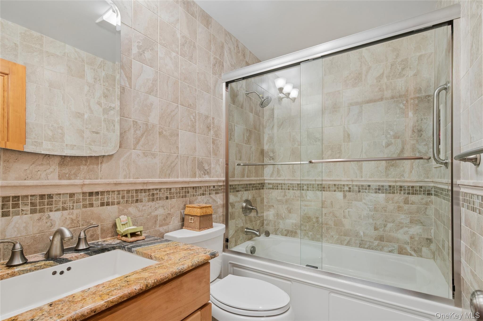 Condo Oceanfront  Nassau County, NY 11561, MLS-966047-27