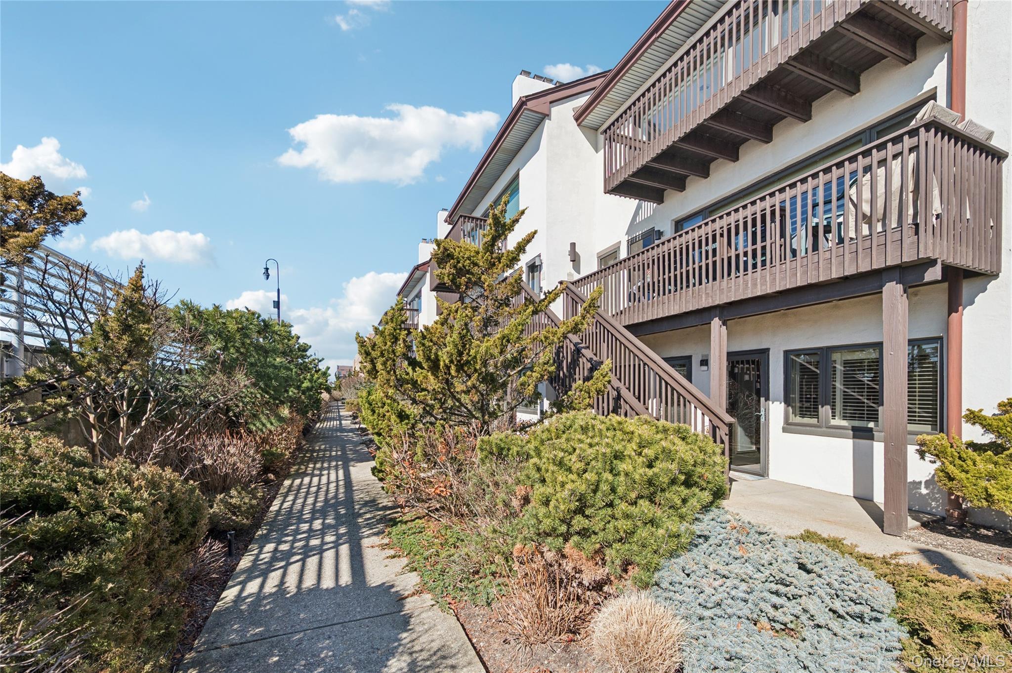 Condo Oceanfront  Nassau County, NY 11561, MLS-966047-28