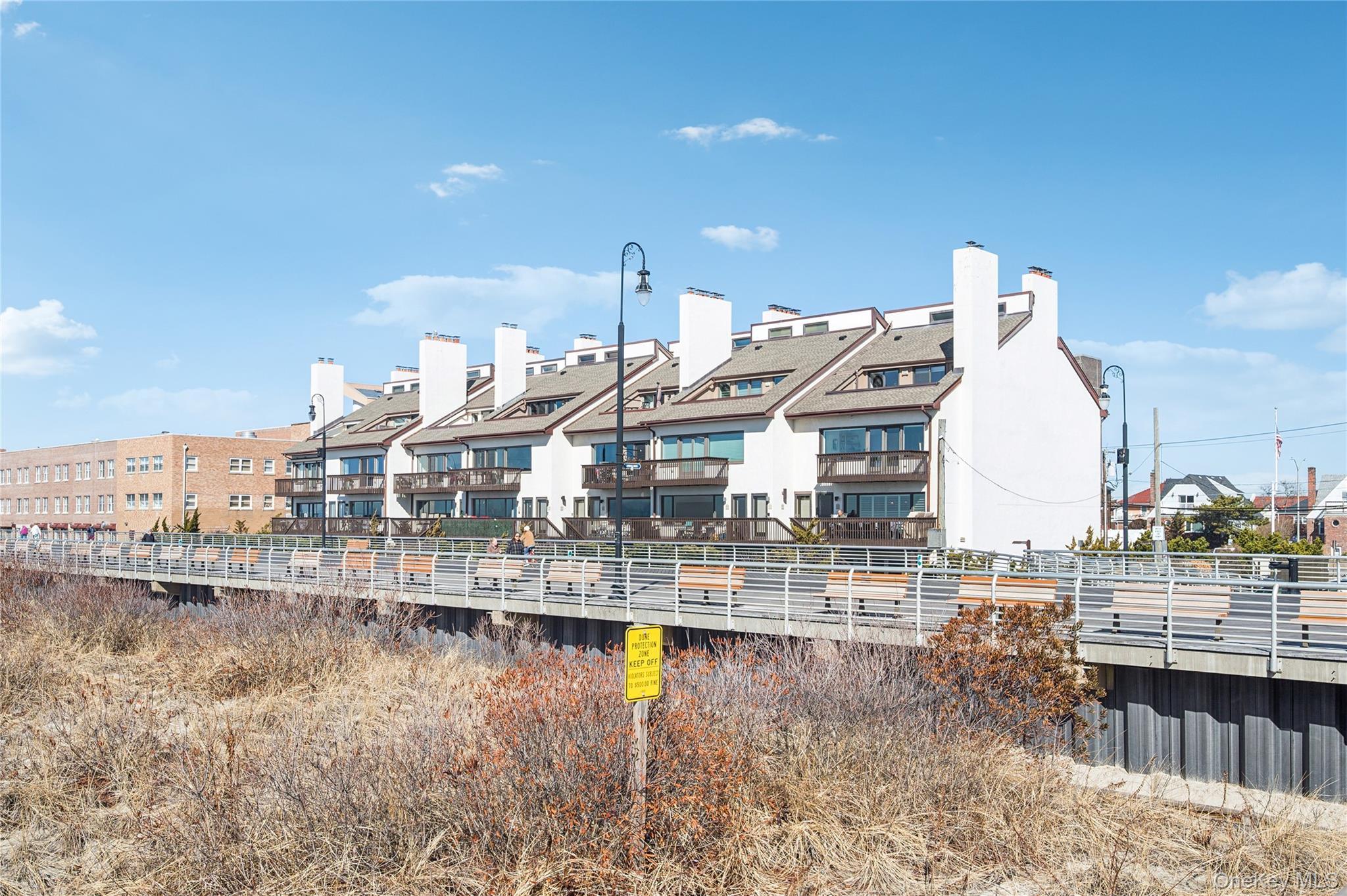 Condo Oceanfront  Nassau County, NY 11561, MLS-966047-34