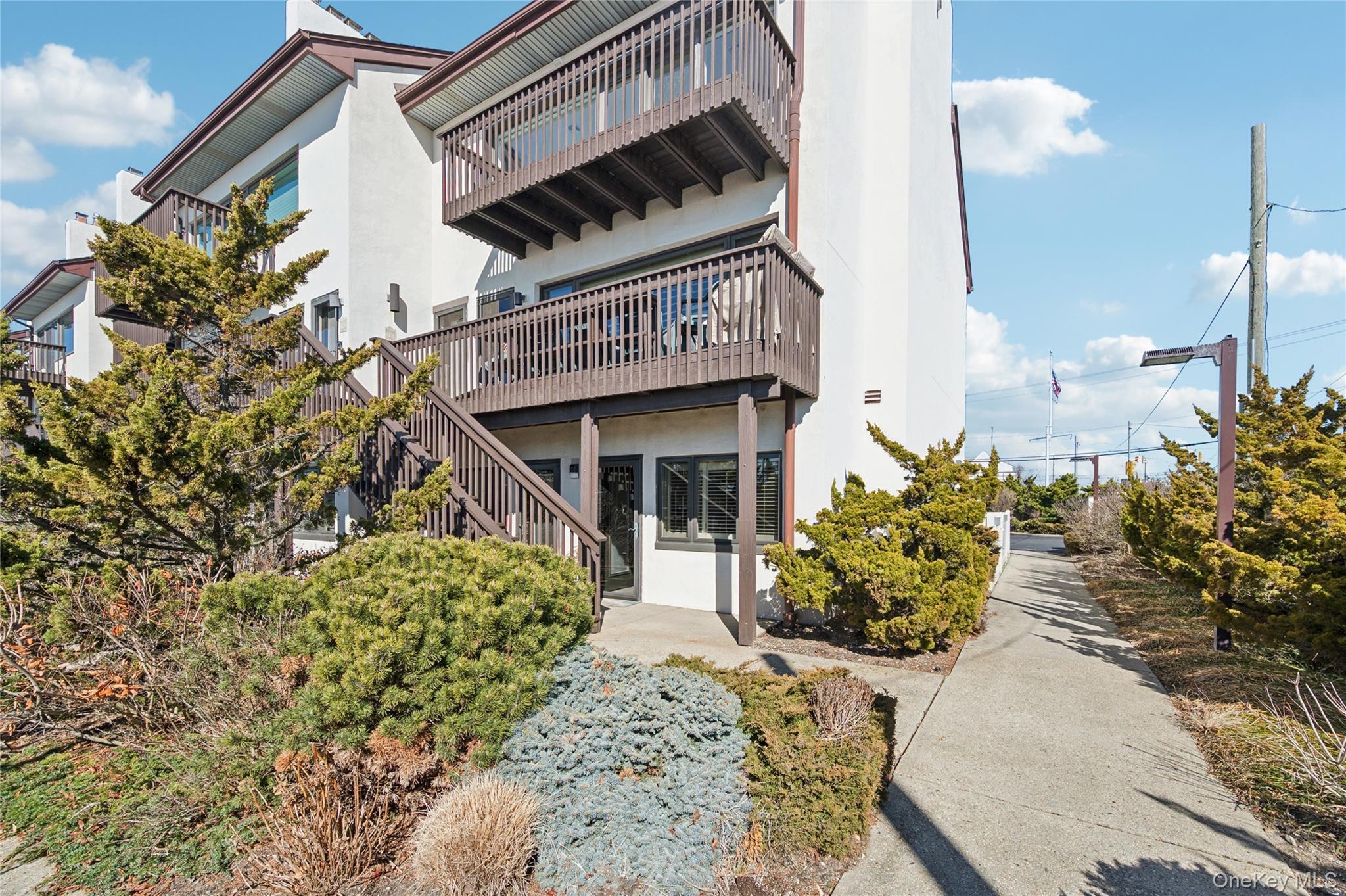 Condo Oceanfront  Nassau County, NY 11561, MLS-966047-35