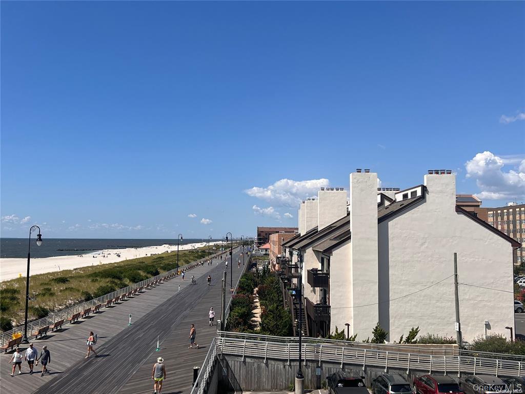 Condo Oceanfront  Nassau County, NY 11561, MLS-966047-40