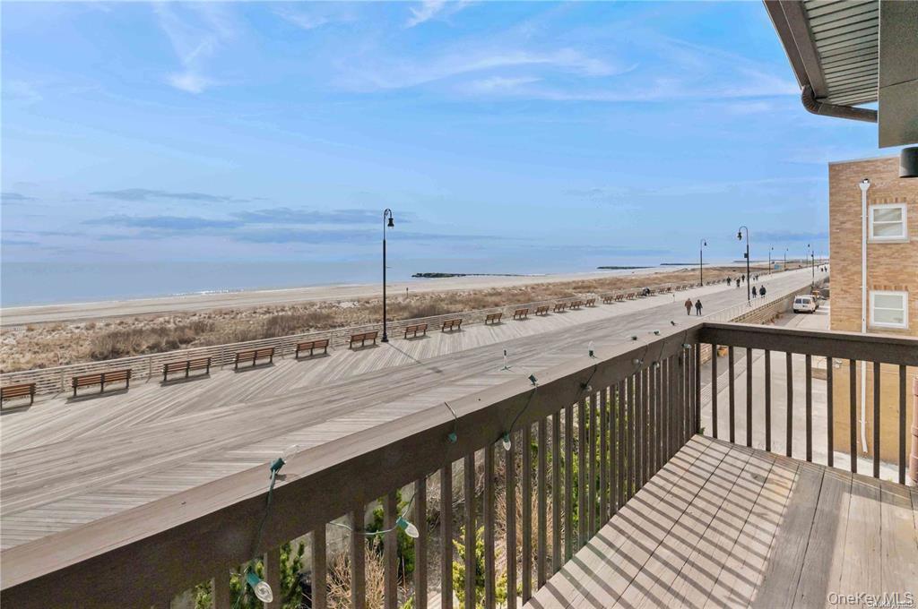 Condo Oceanfront  Nassau County, NY 11561, MLS-966047-45
