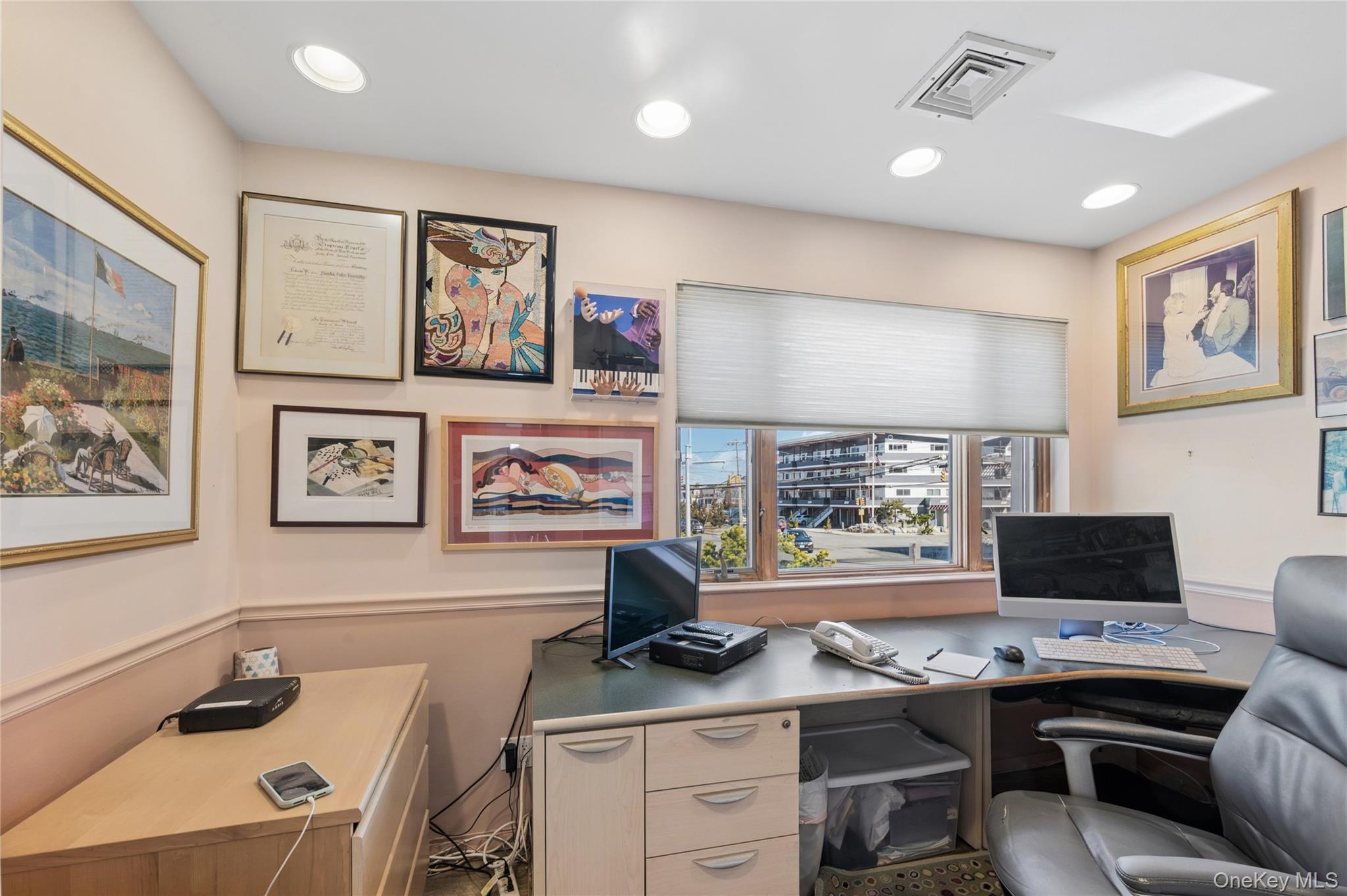 Condo Oceanfront  Nassau County, NY 11561, MLS-966047-8