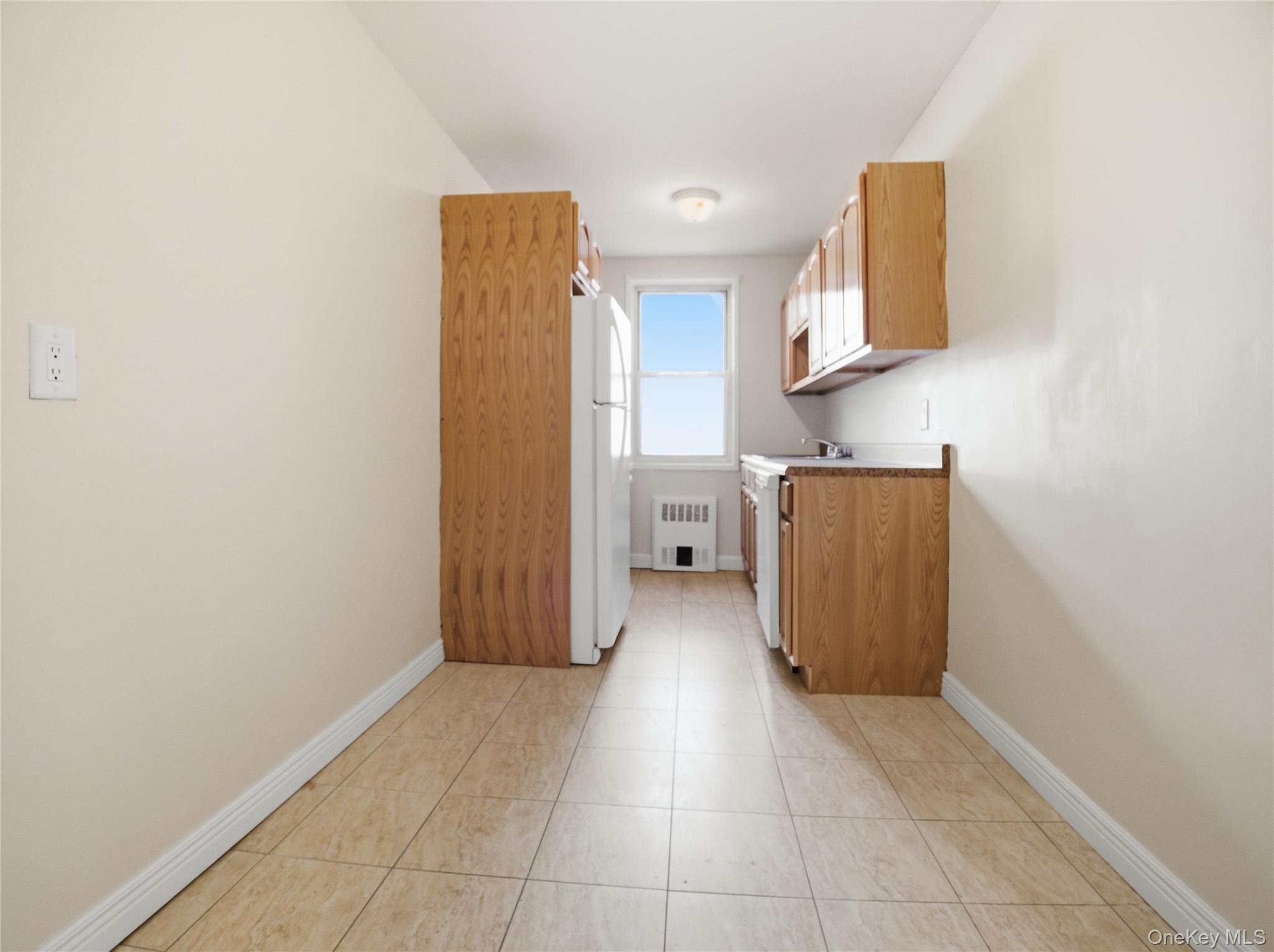 Coop Riverdale  Westchester County, NY 10705, MLS-966090-11