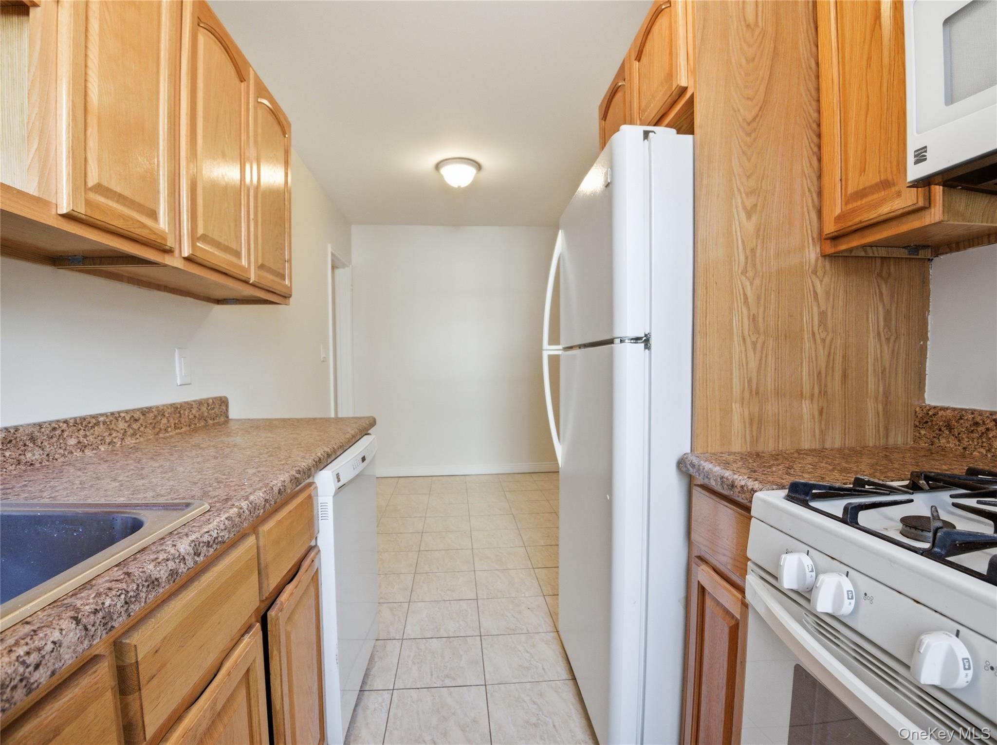 Coop Riverdale  Westchester County, NY 10705, MLS-966090-12