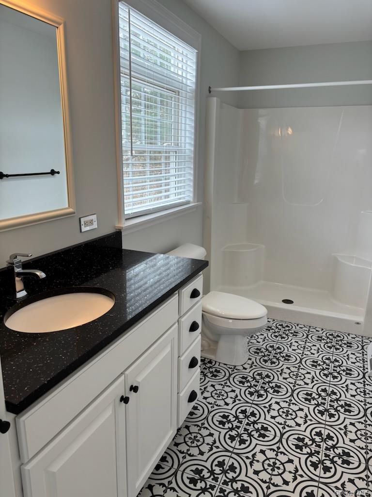 Single Family Old Country  Suffolk County, NY 11901, MLS-966107-15