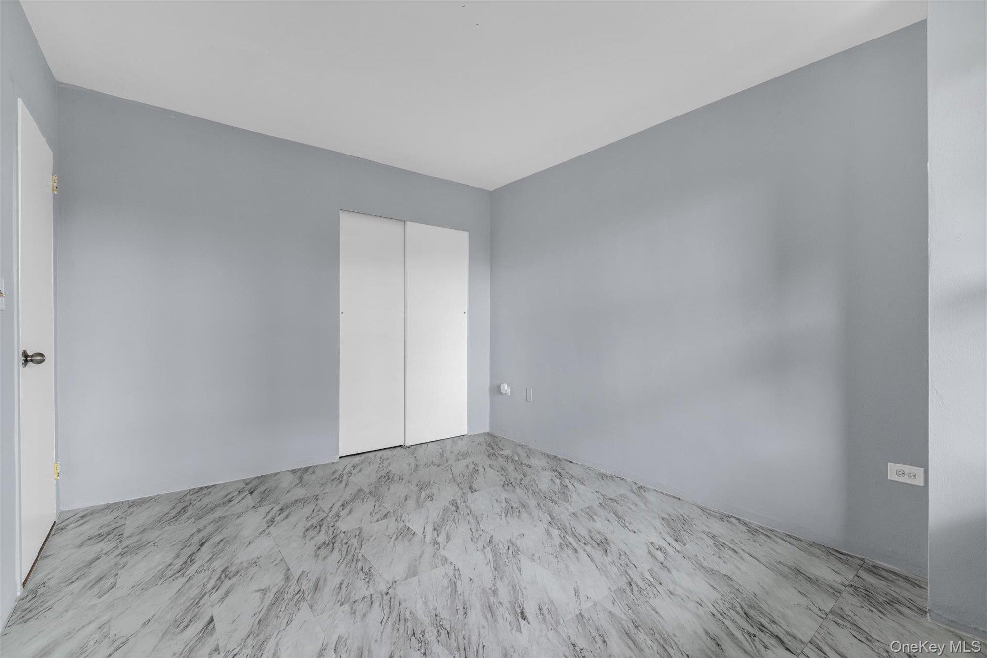 Condo Van Siclen  Brooklyn, NY 11207, MLS-966113-13