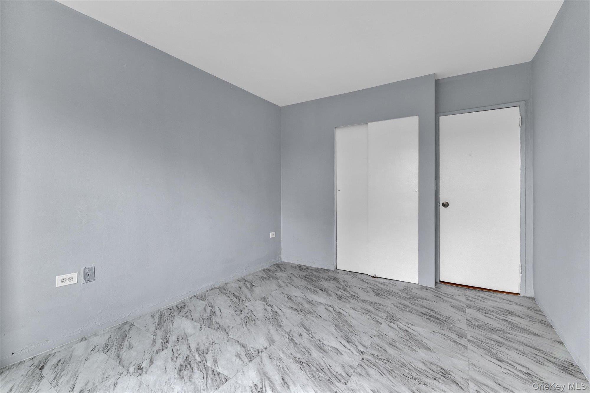 Condo Van Siclen  Brooklyn, NY 11207, MLS-966113-15