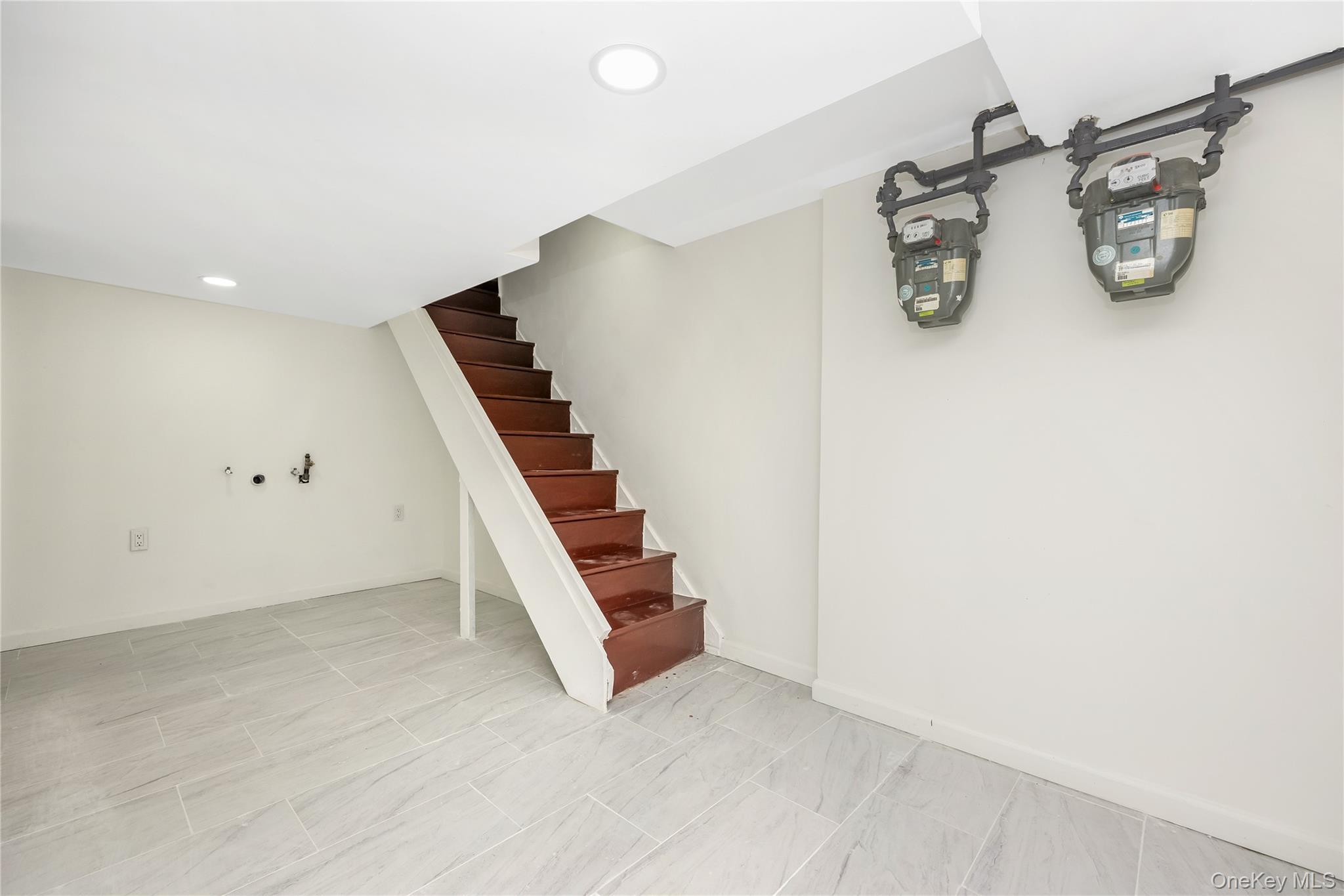 Single Family 60th Queens, NY 11378, MLS-966116-16