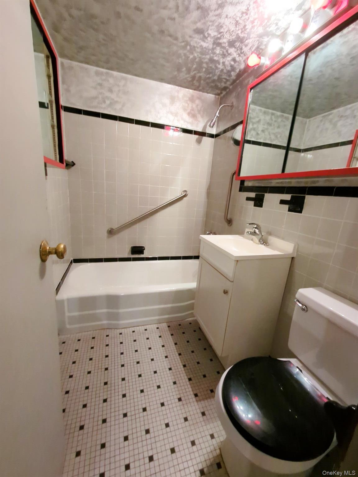 Coop 33rd  Manhattan, NY 10016, MLS-966128-9