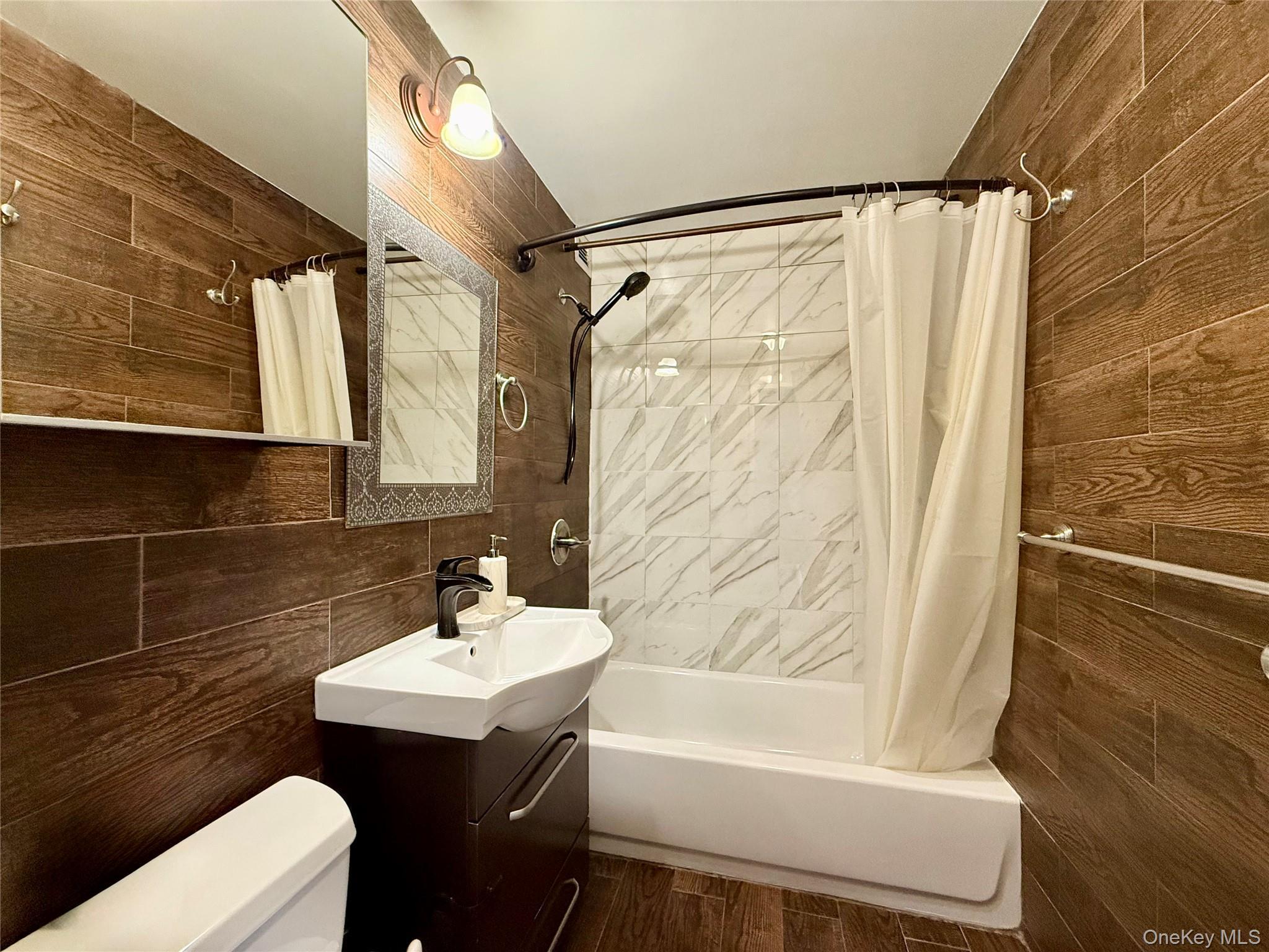 Condo 57th  Queens, NY 11373, MLS-966164-24