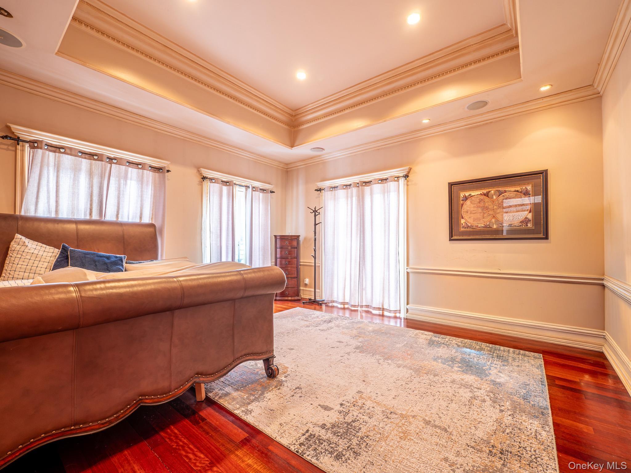 Single Family Radnor  Queens, NY 11432, MLS-966166-23