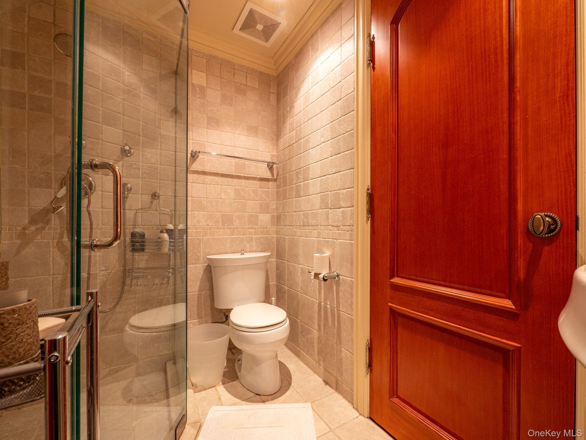 Single Family Radnor  Queens, NY 11432, MLS-966166-31