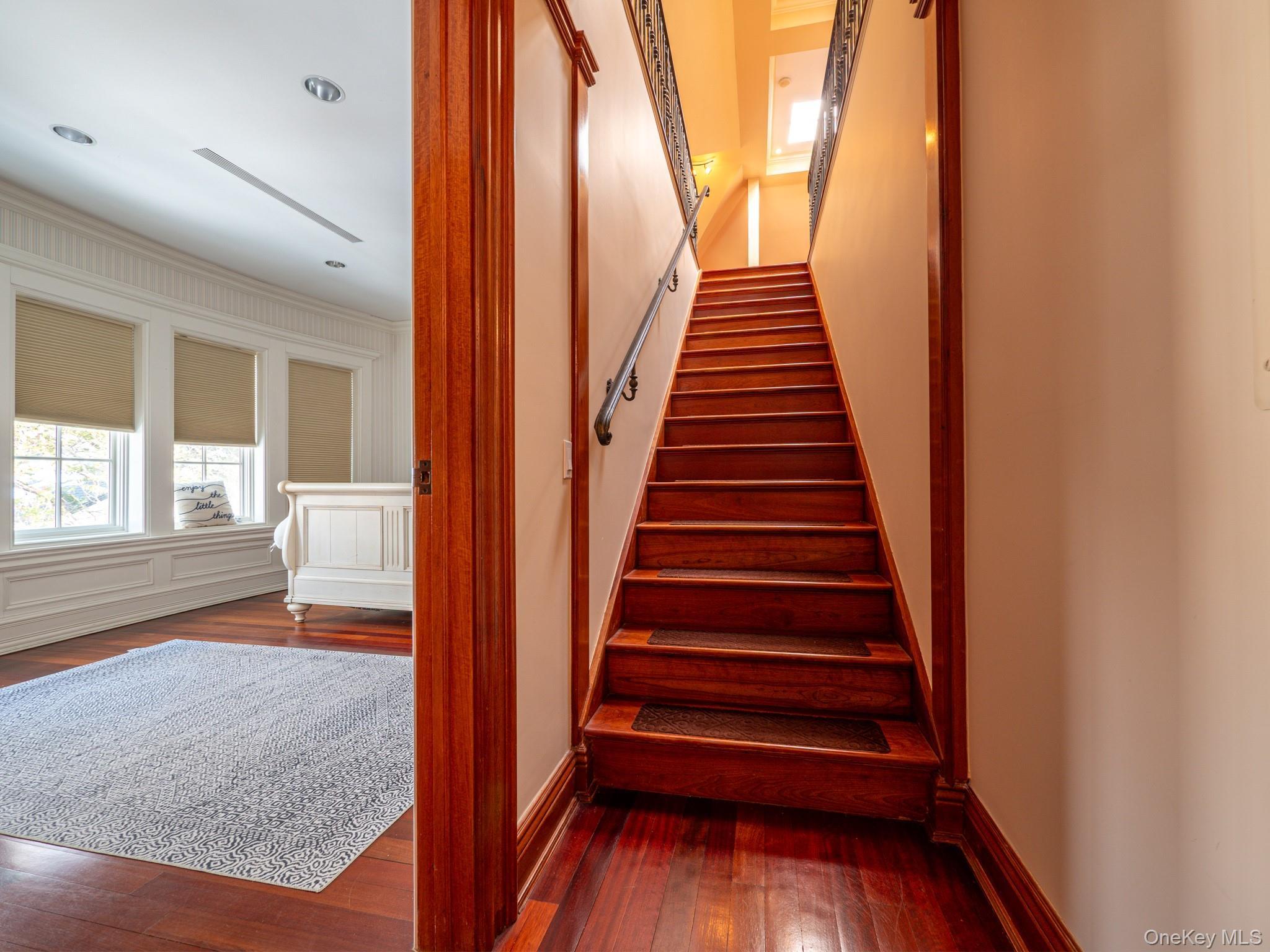 Single Family Radnor  Queens, NY 11432, MLS-966166-32