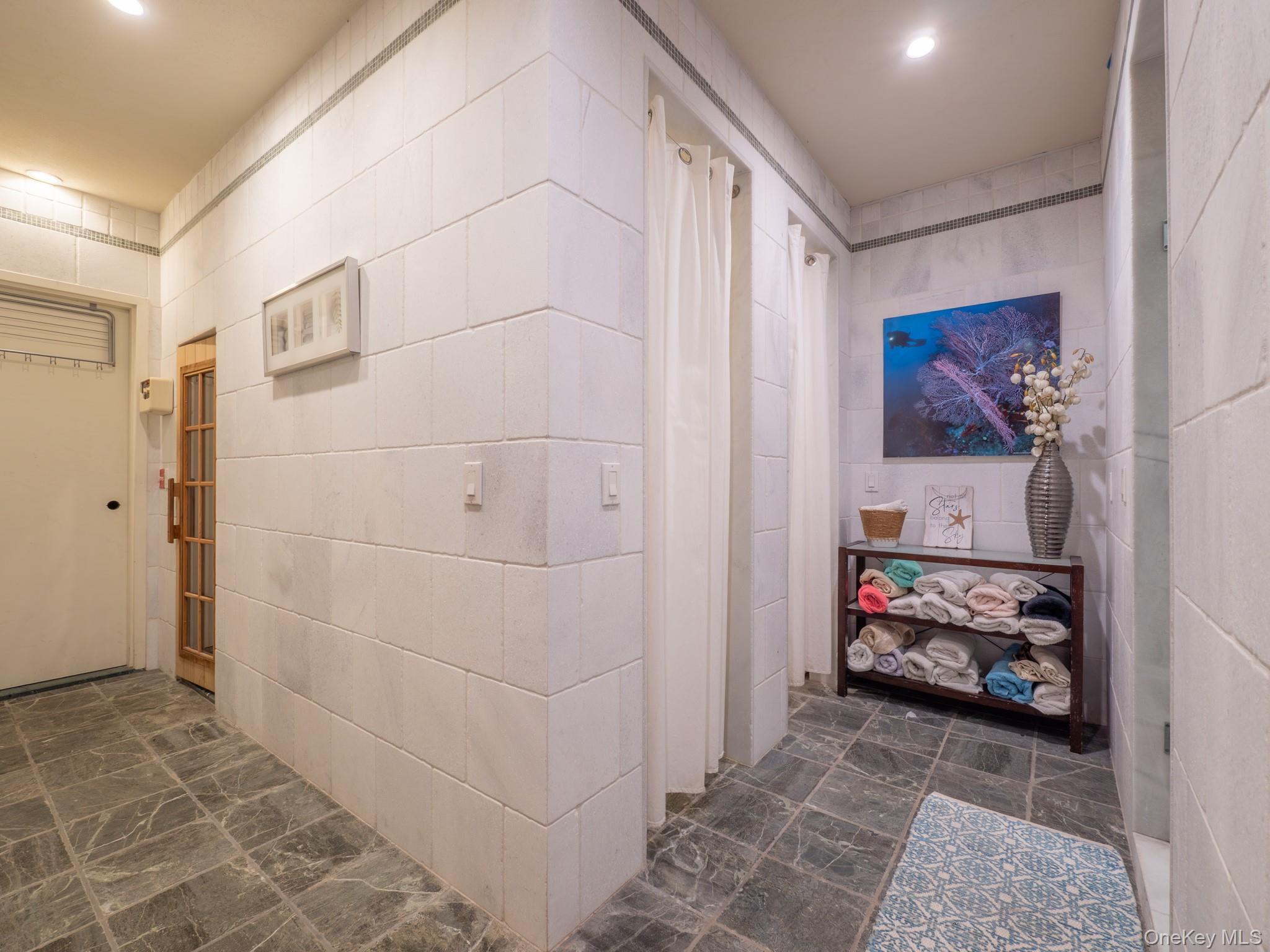 Single Family Radnor  Queens, NY 11432, MLS-966166-39