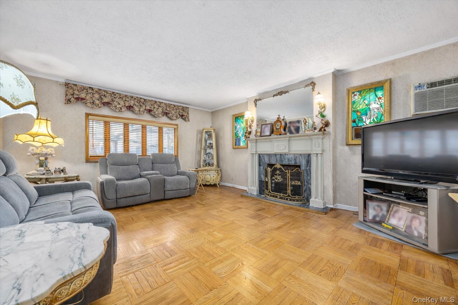 Single Family 78th  Queens, NY 11379, MLS-966171-8