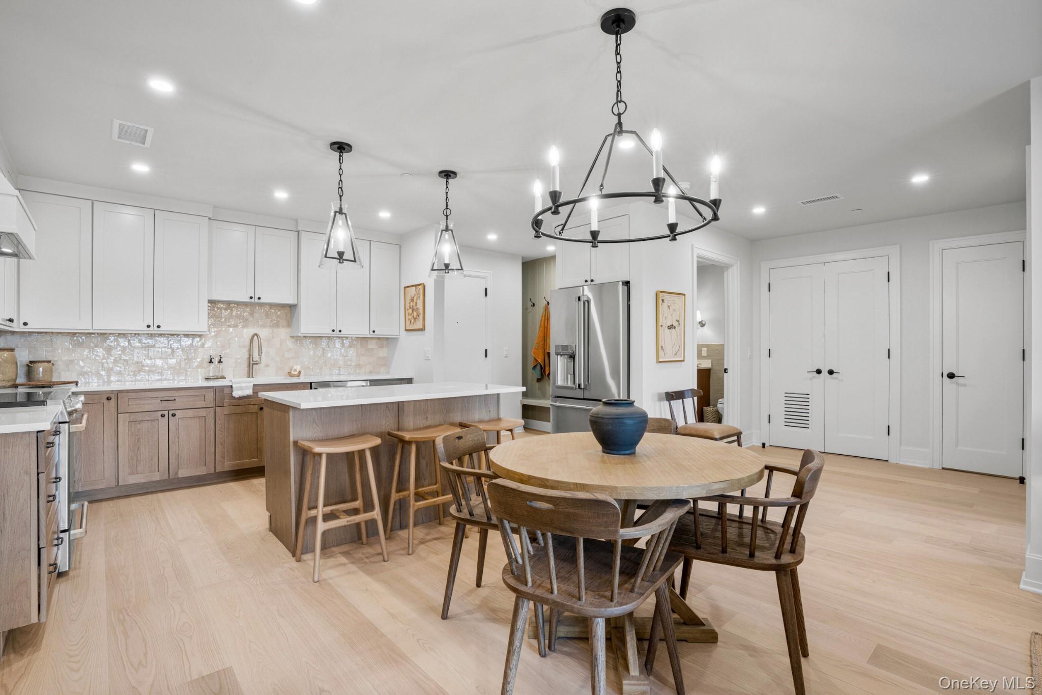 Condo Riverside  Westchester County, NY 10520, MLS-966211-5