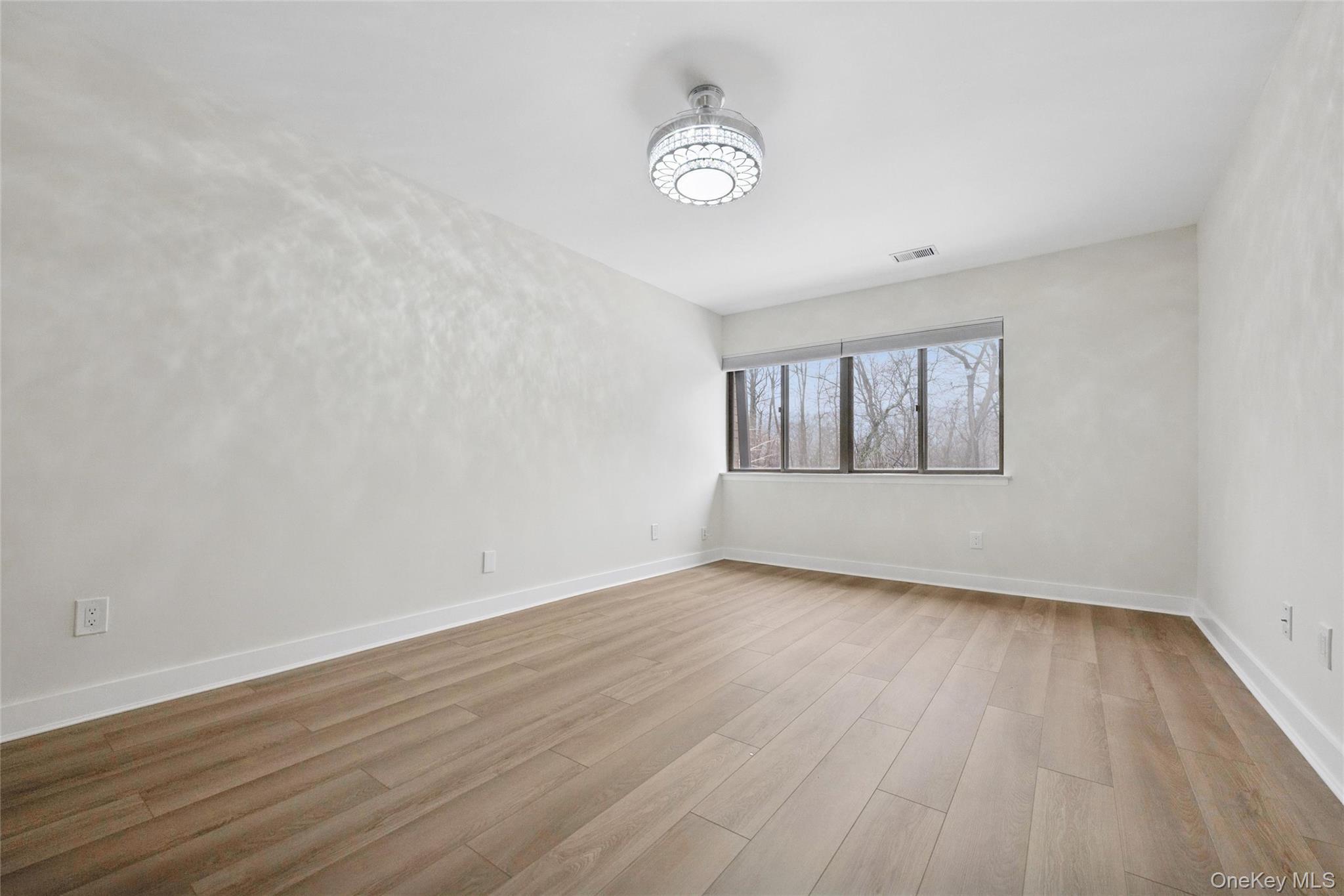 Condo Pheasant  Nassau County, NY 11576, MLS-966230-13