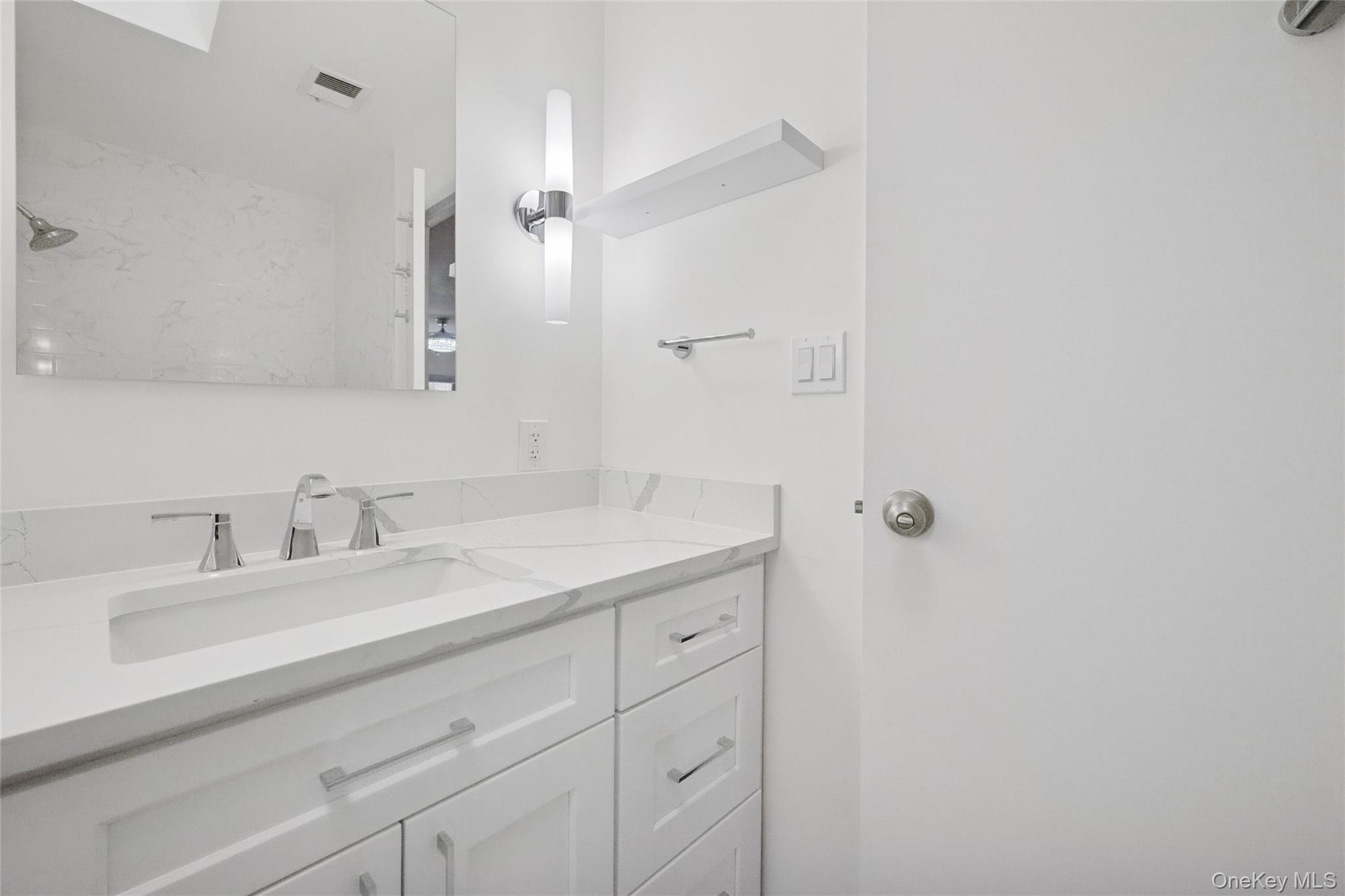 Condo Pheasant  Nassau County, NY 11576, MLS-966230-17