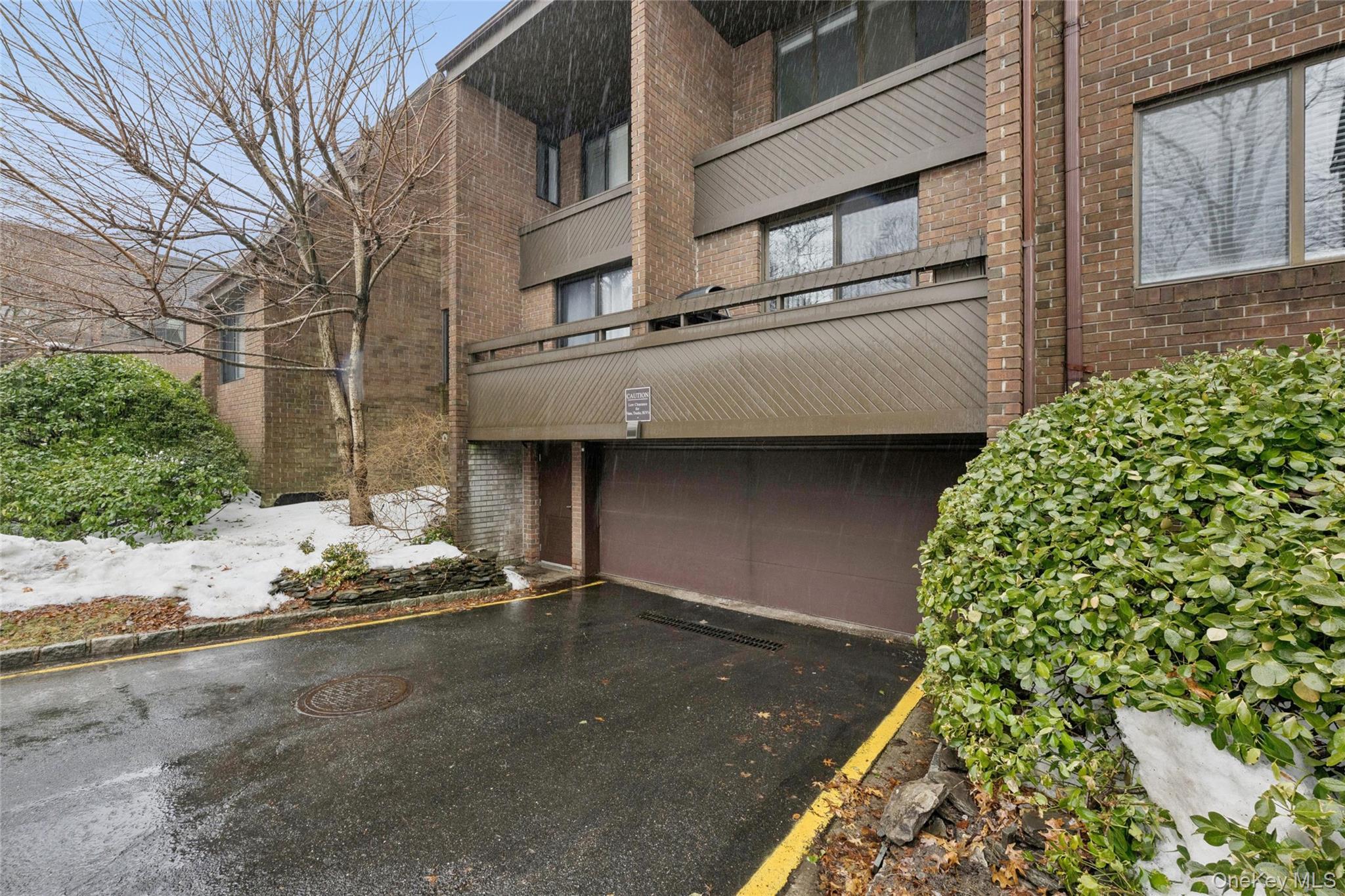 Condo Pheasant  Nassau County, NY 11576, MLS-966230-3