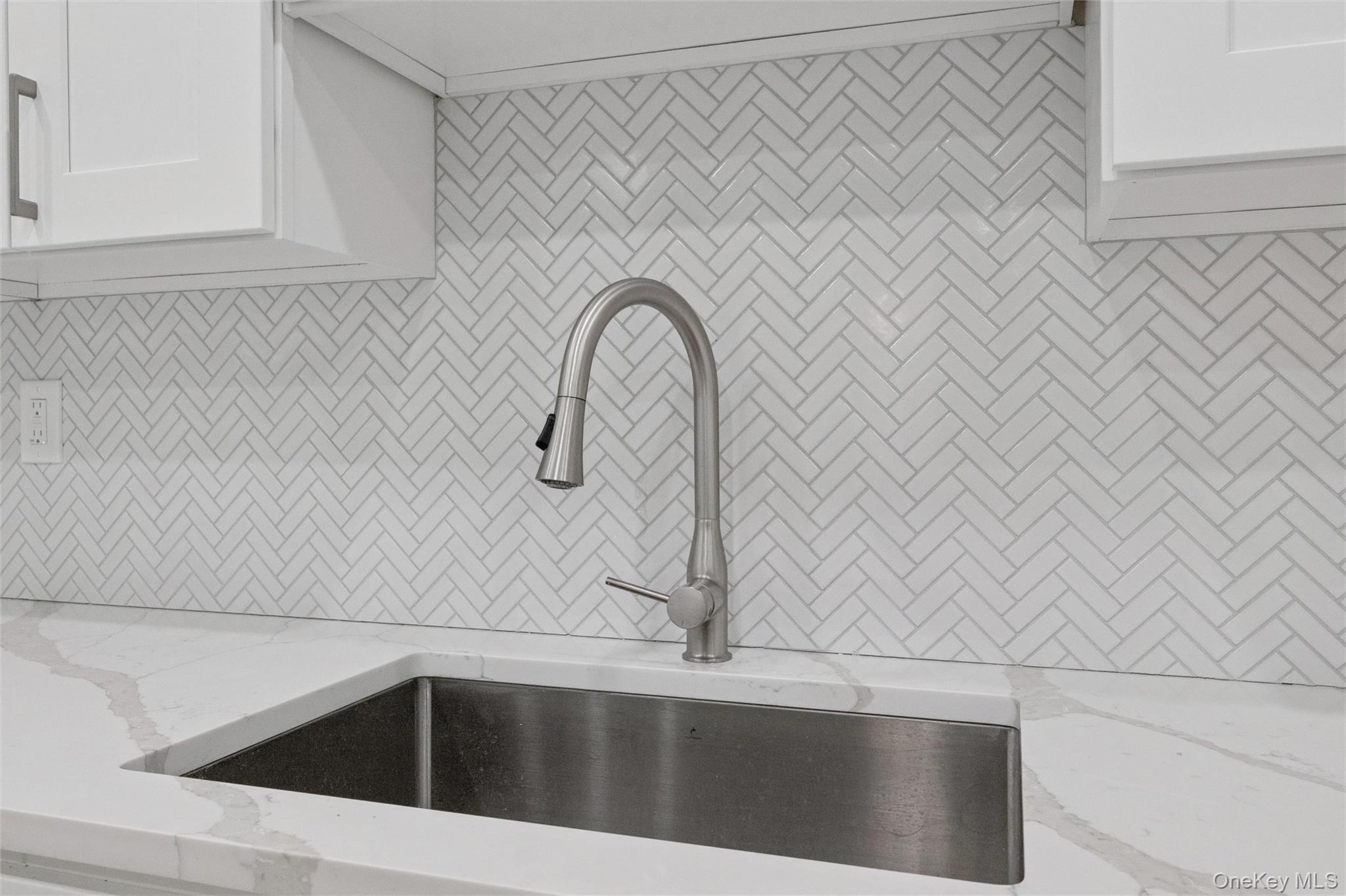 Condo Pheasant  Nassau County, NY 11576, MLS-966230-30