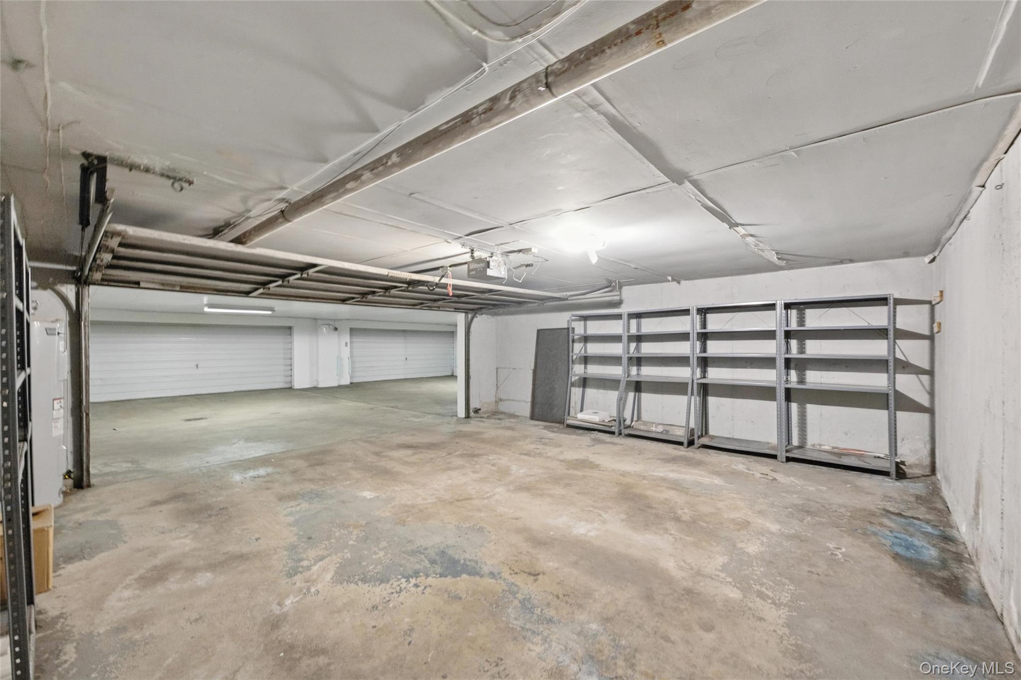 Condo Pheasant  Nassau County, NY 11576, MLS-966230-36