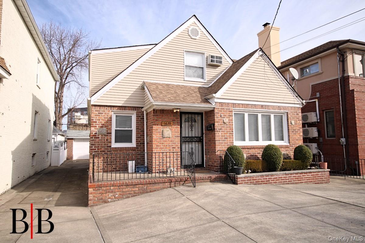Single Family Hendrickson  Brooklyn, NY 11234, MLS-966233-2