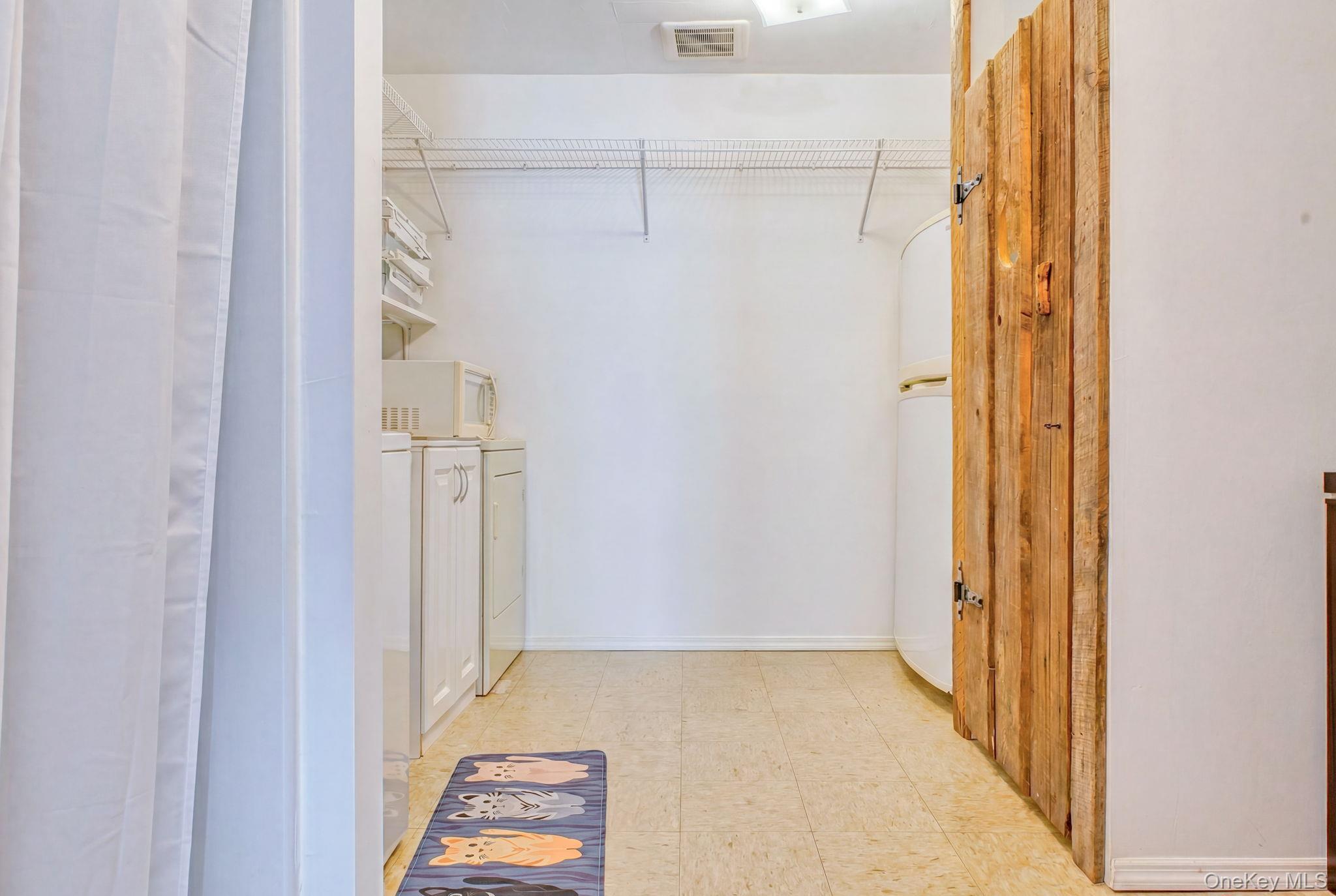 Single Family Village  Ulster County, NY 12401, MLS-966252-20