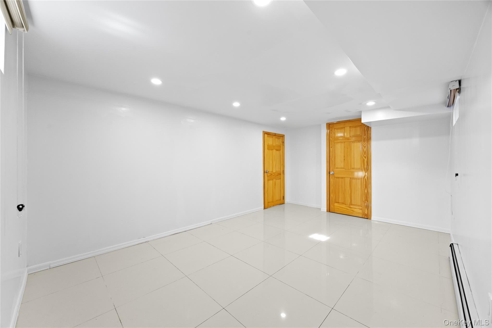 Single Family 51st  Queens, NY 11365, MLS-966253-20