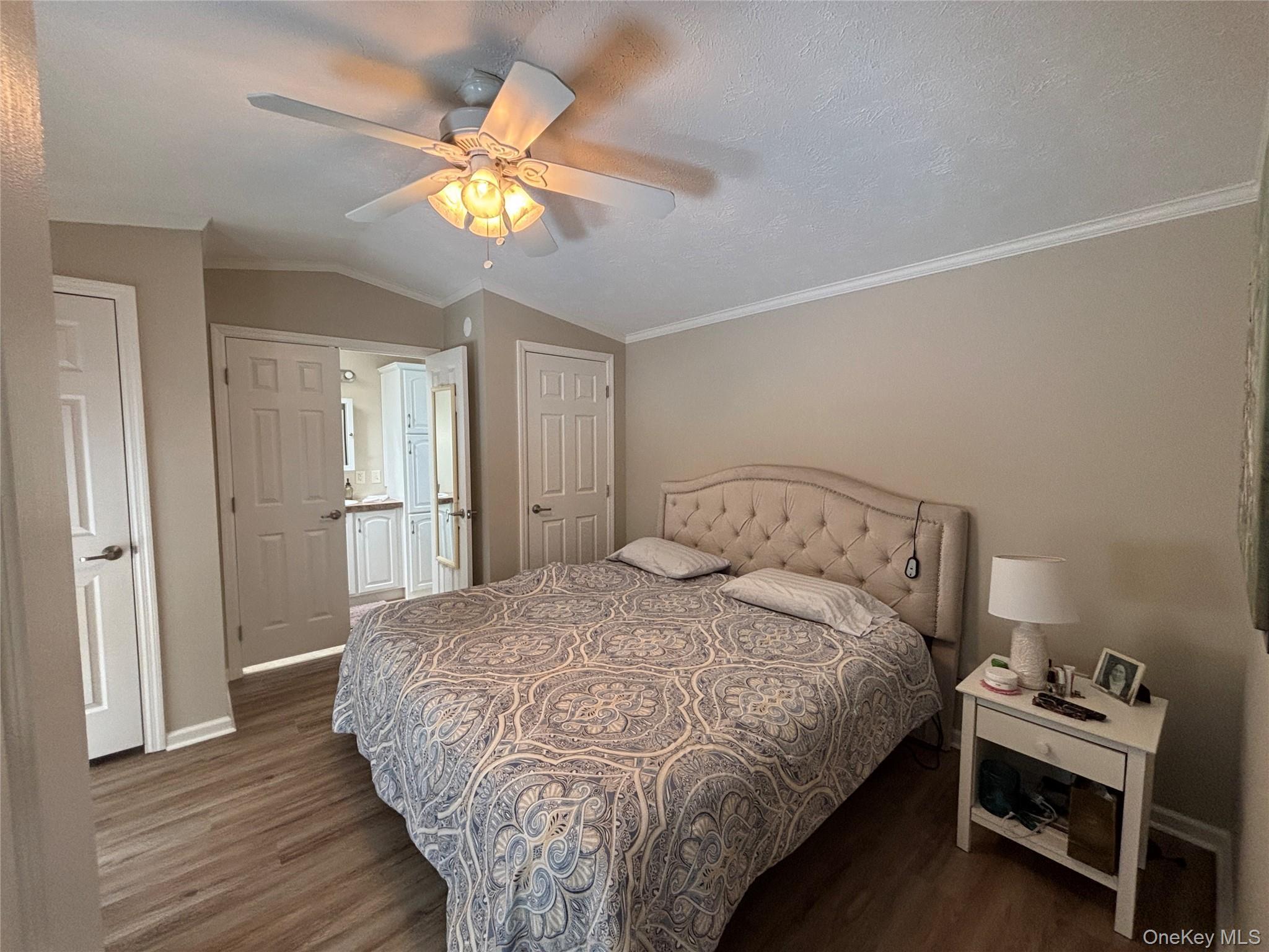 Single Family Old Country  Suffolk County, NY 11901, MLS-966254-23