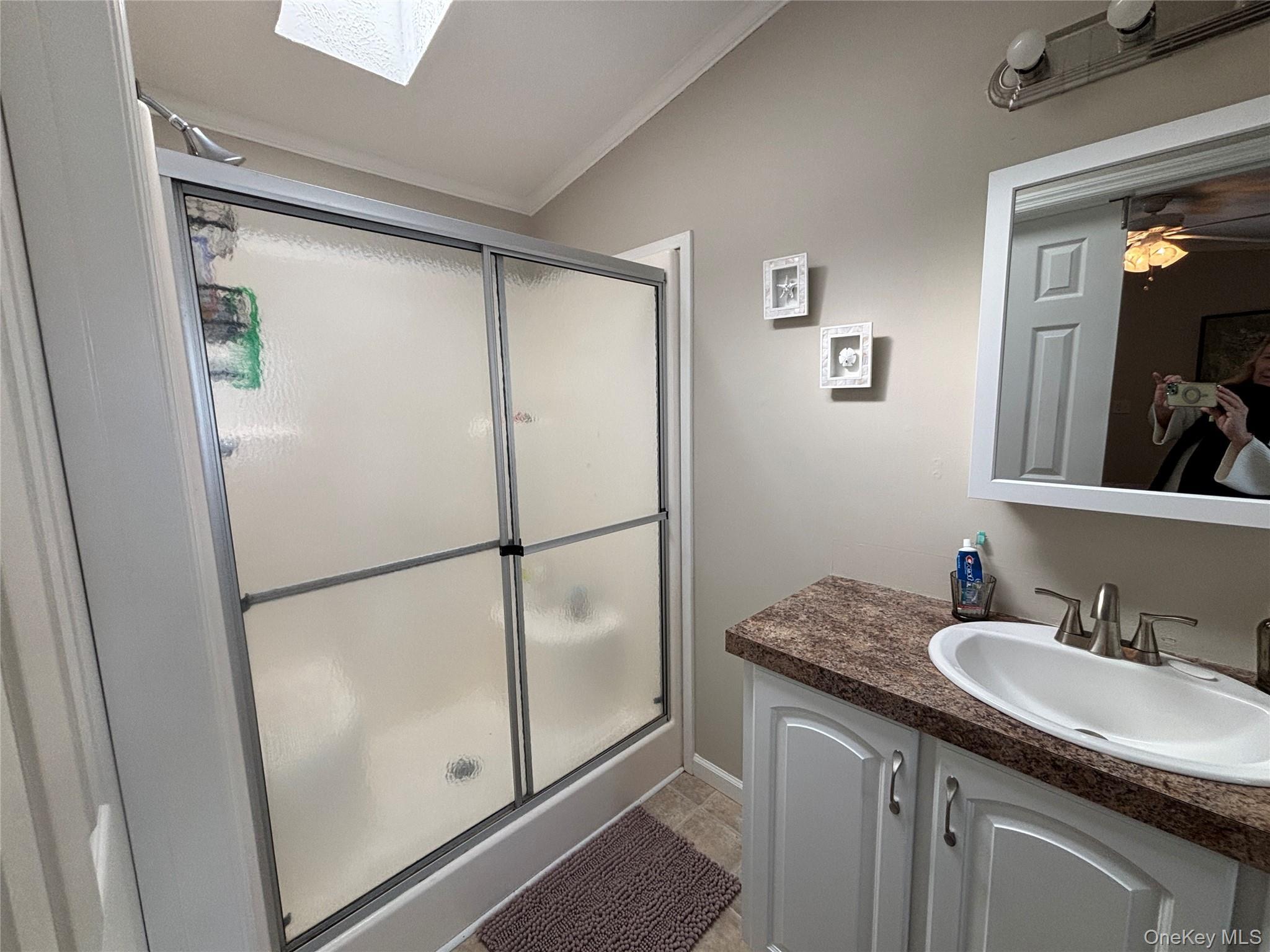 Single Family Old Country  Suffolk County, NY 11901, MLS-966254-26