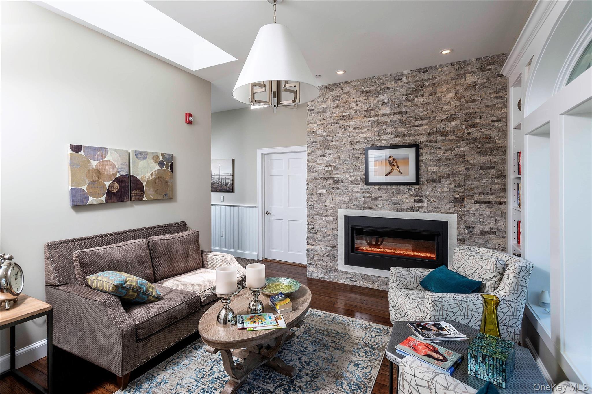 Single Family Old Country  Suffolk County, NY 11901, MLS-966254-33