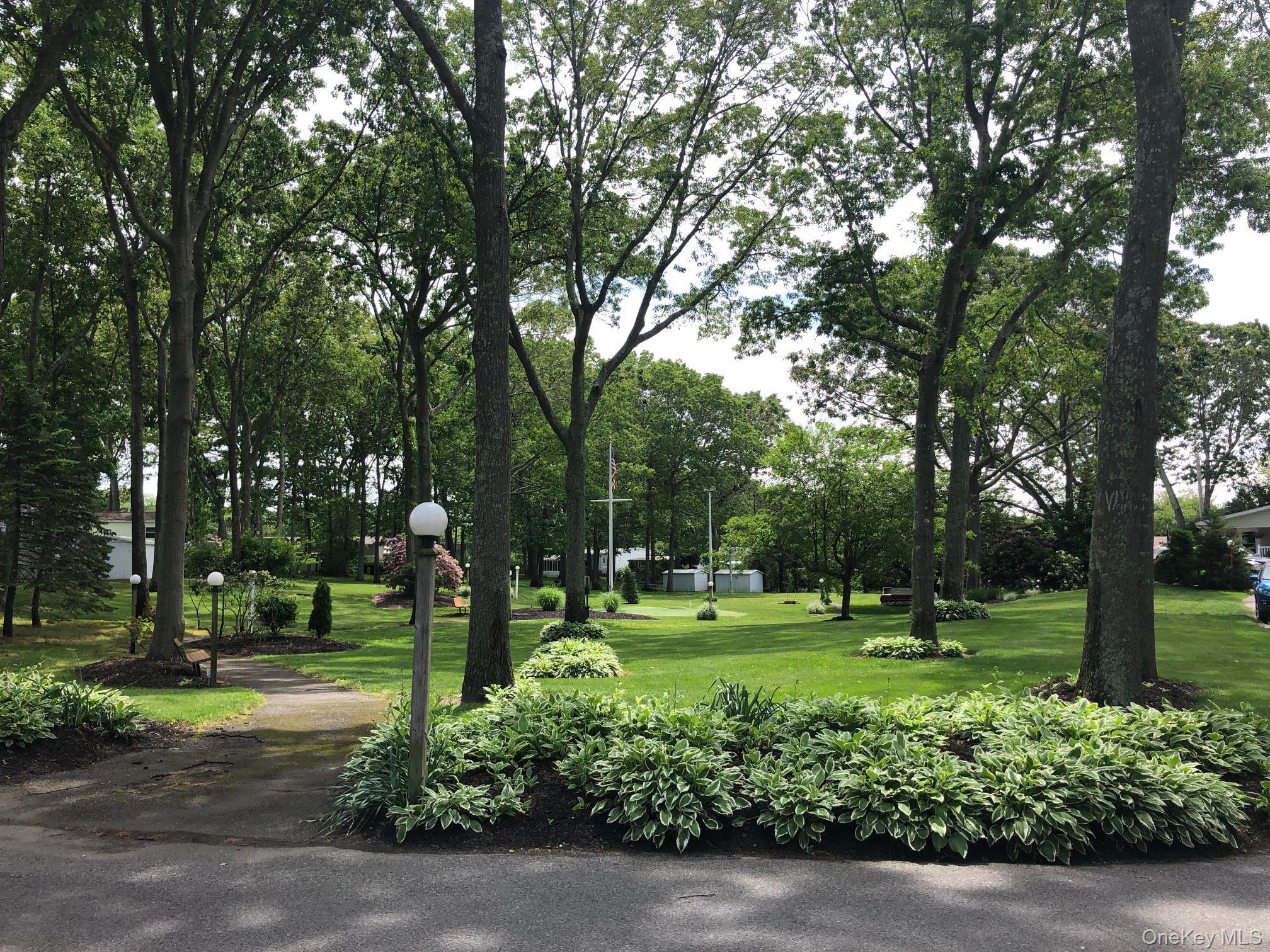 Single Family Old Country  Suffolk County, NY 11901, MLS-966254-37