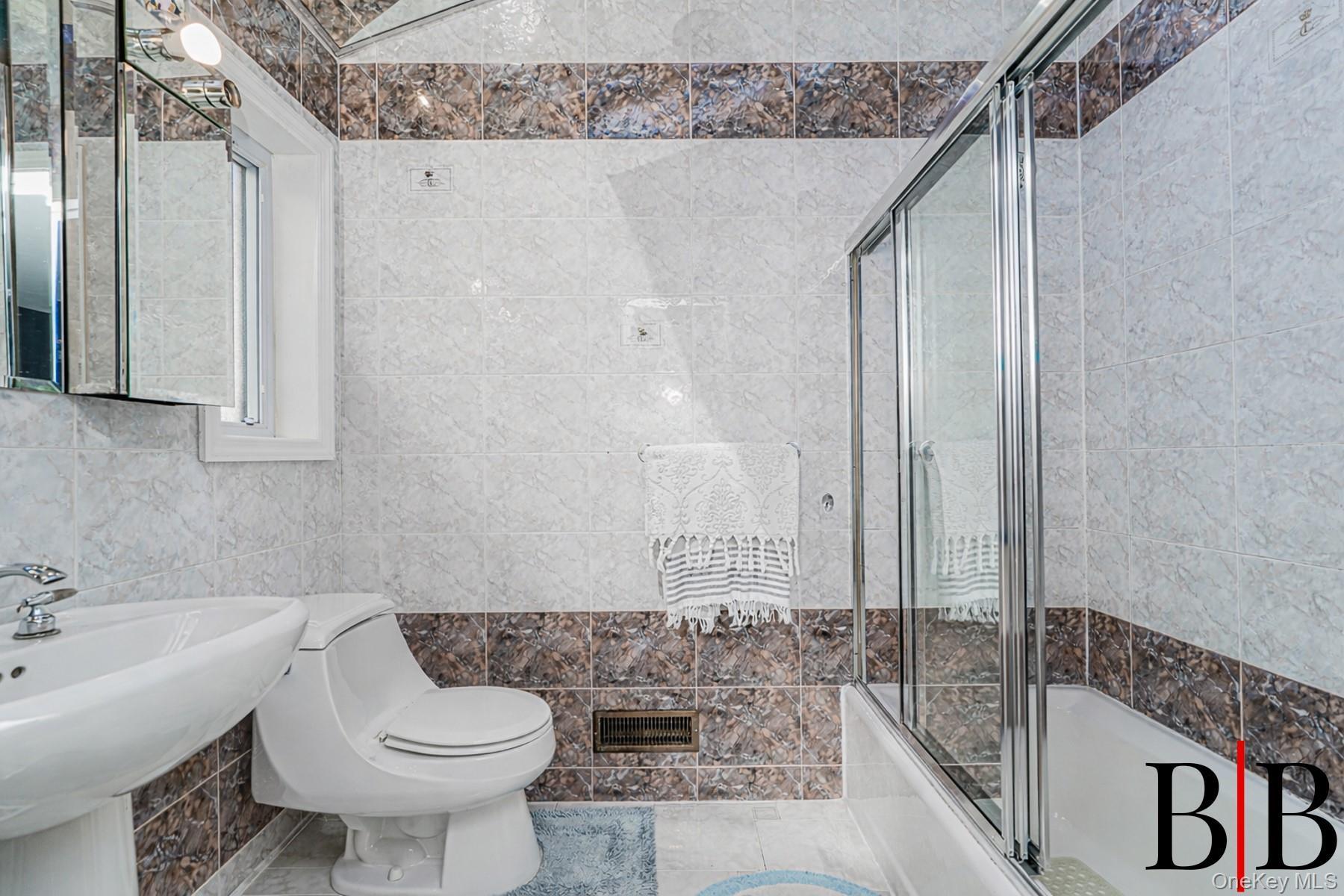 Single Family Arkansas Brooklyn, NY 11234, MLS-966258-26