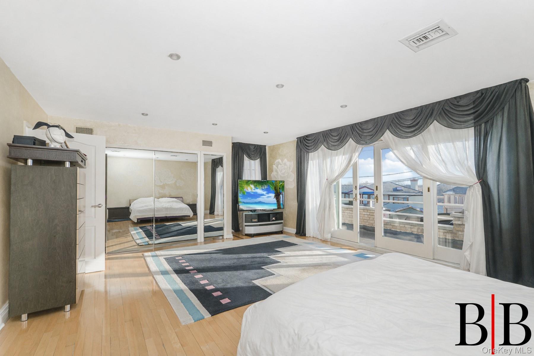 Single Family Arkansas Brooklyn, NY 11234, MLS-966258-28