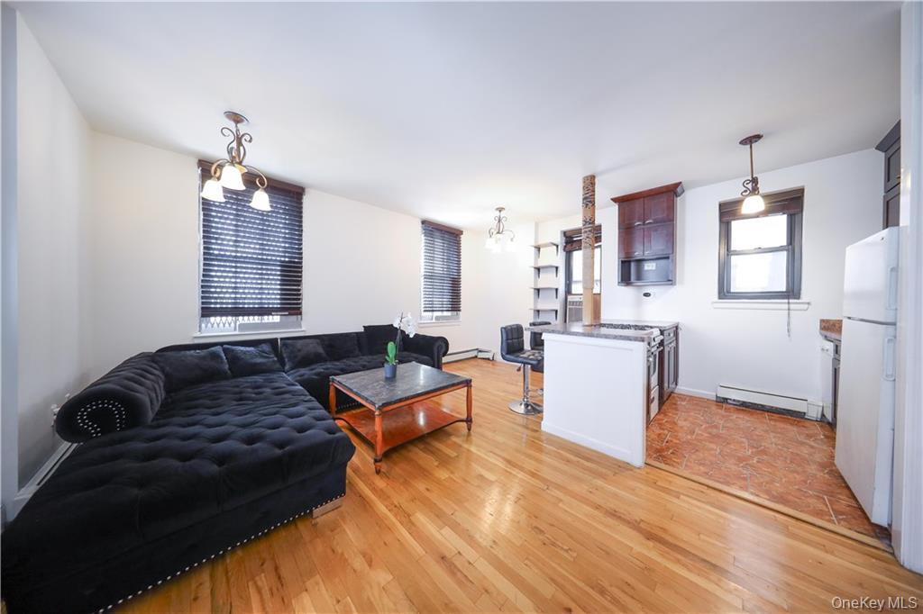 Coop Madison Manhattan, NY 10037, MLS-966289-4