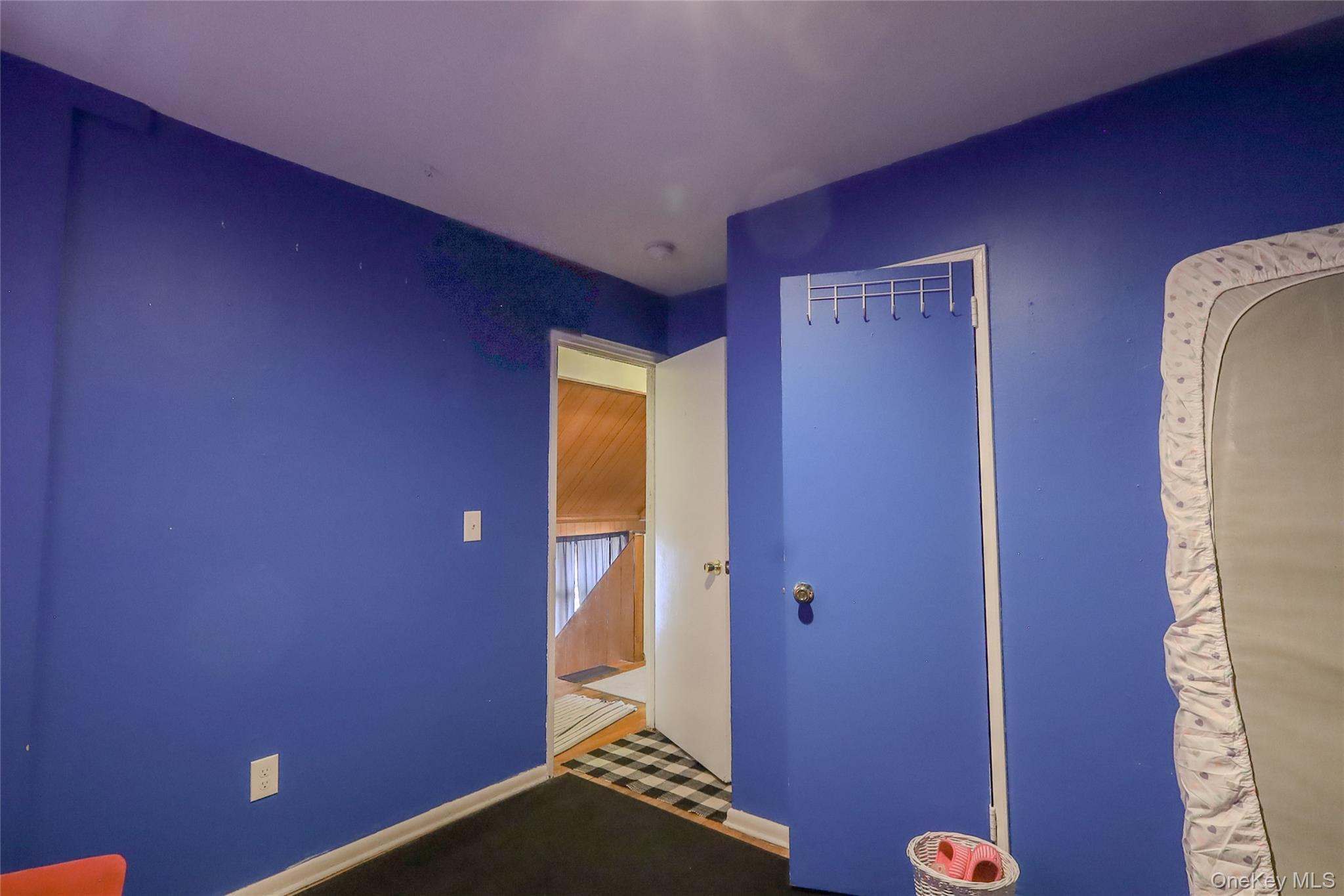 Single Family Champlain Suffolk County, NY 11776, MLS-966295-12