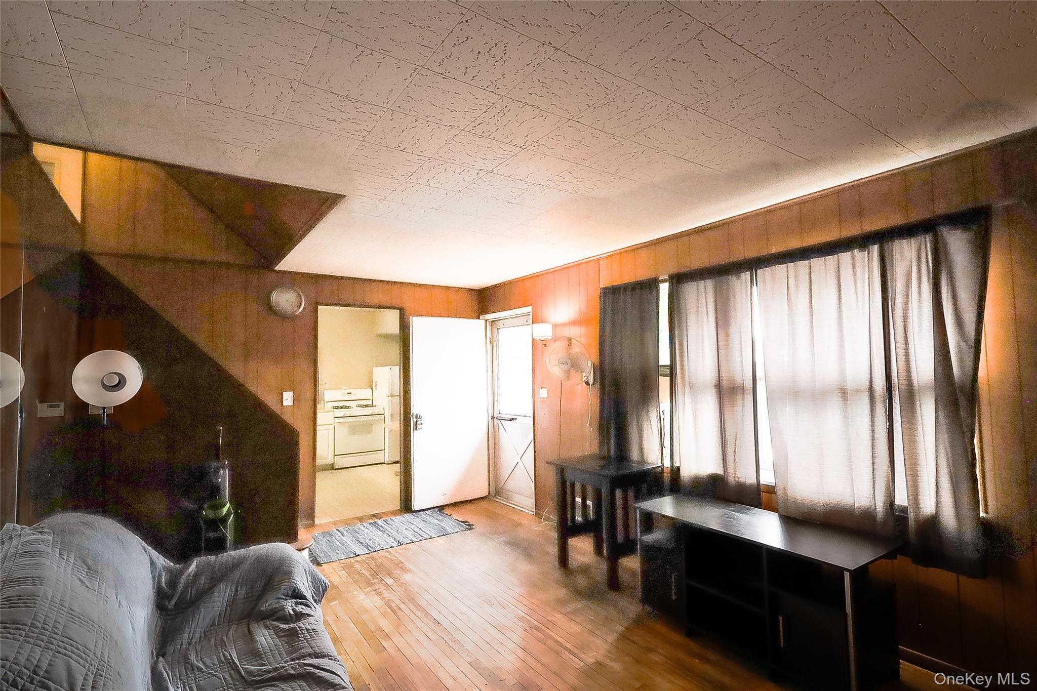 Single Family Champlain Suffolk County, NY 11776, MLS-966295-6